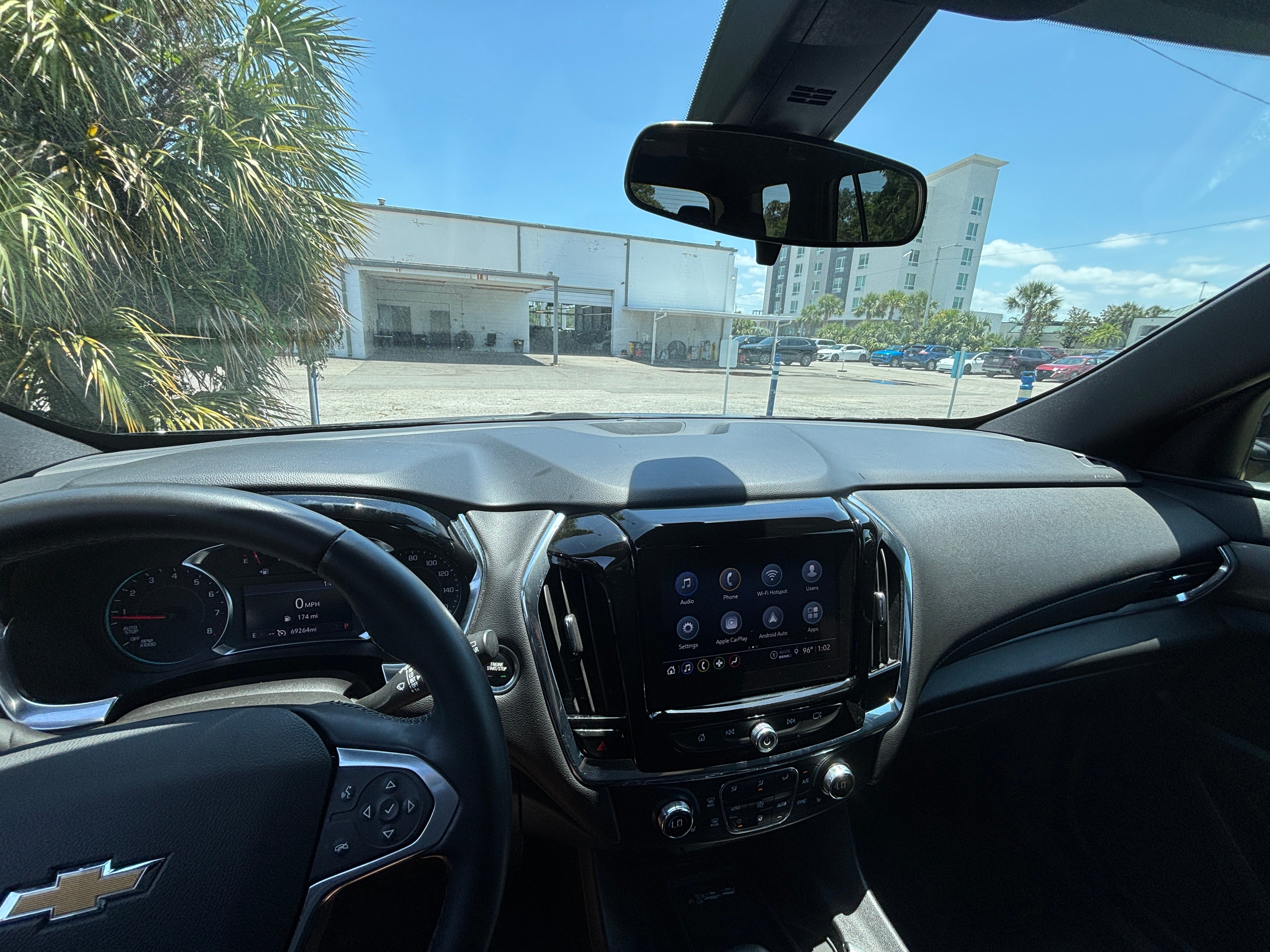 2023 Chevrolet Traverse LT 3