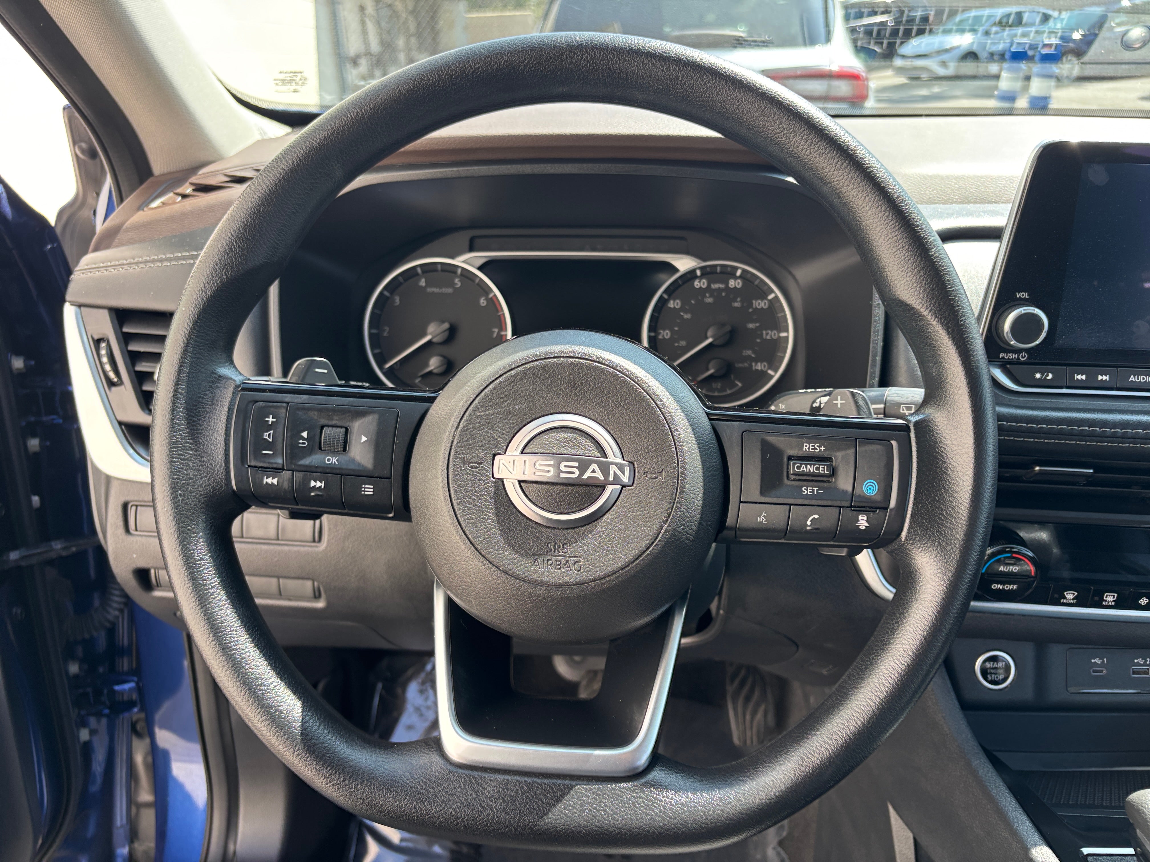 2023 Nissan Rogue SV 5