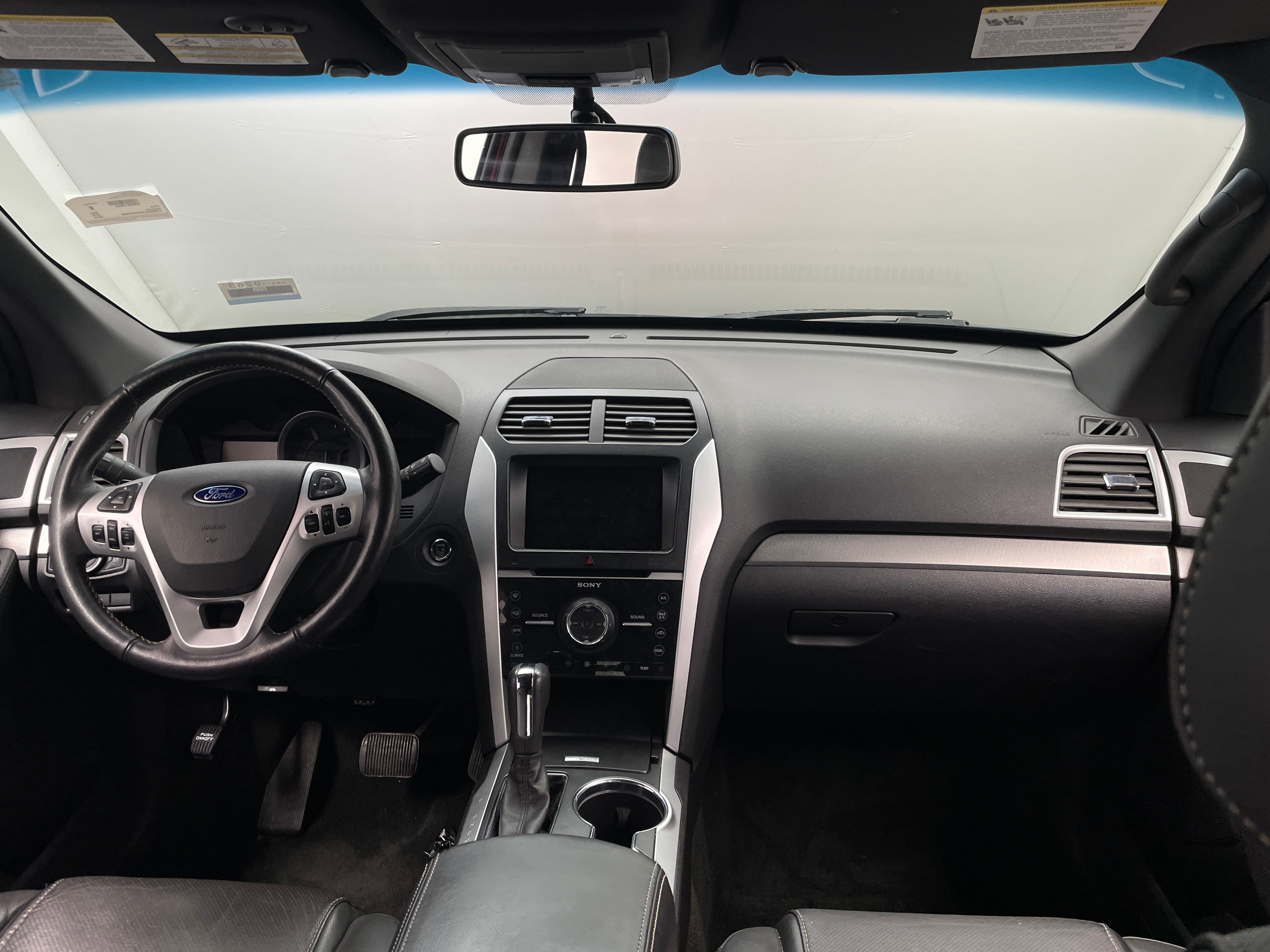 2015 Ford Explorer Sport 2