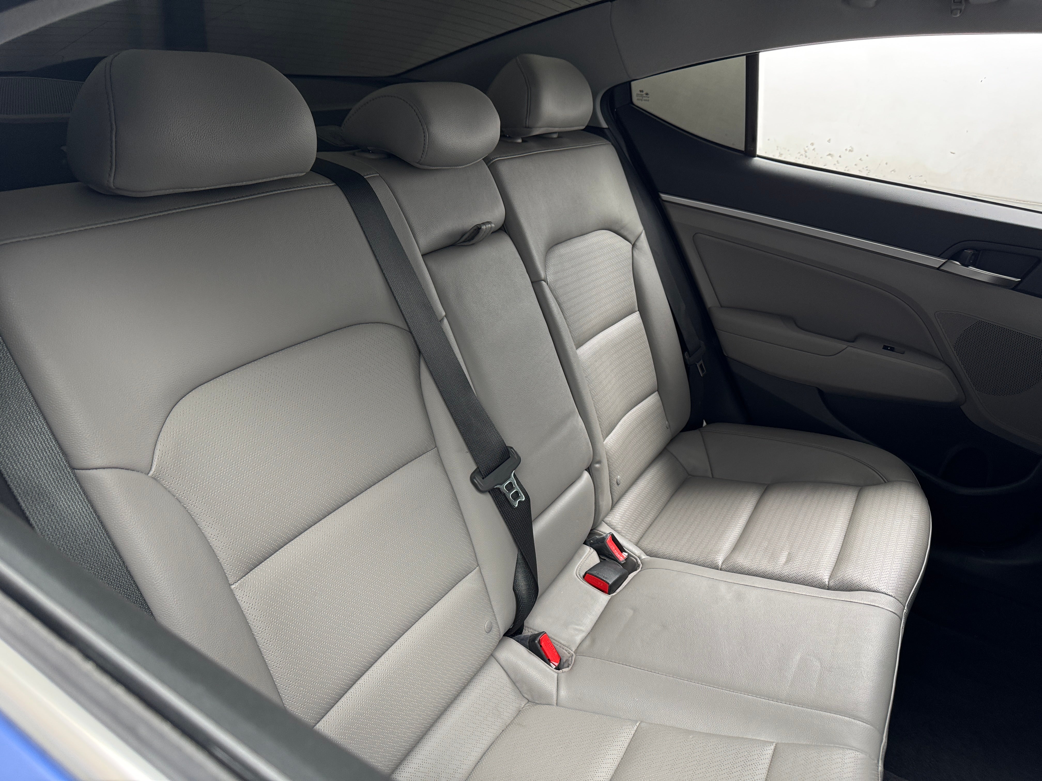 2020 Hyundai Elantra Limited Edition 5