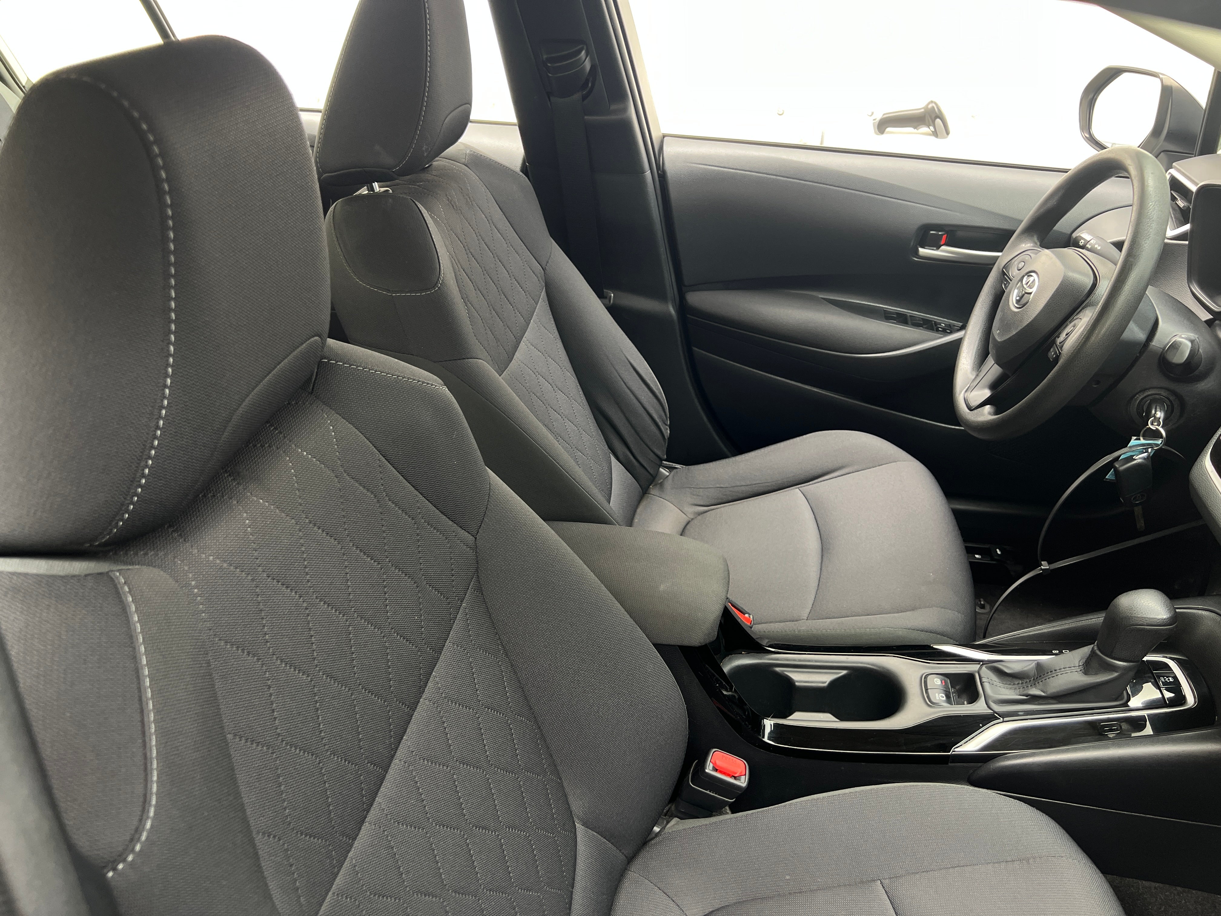 2020 Toyota Corolla LE 2