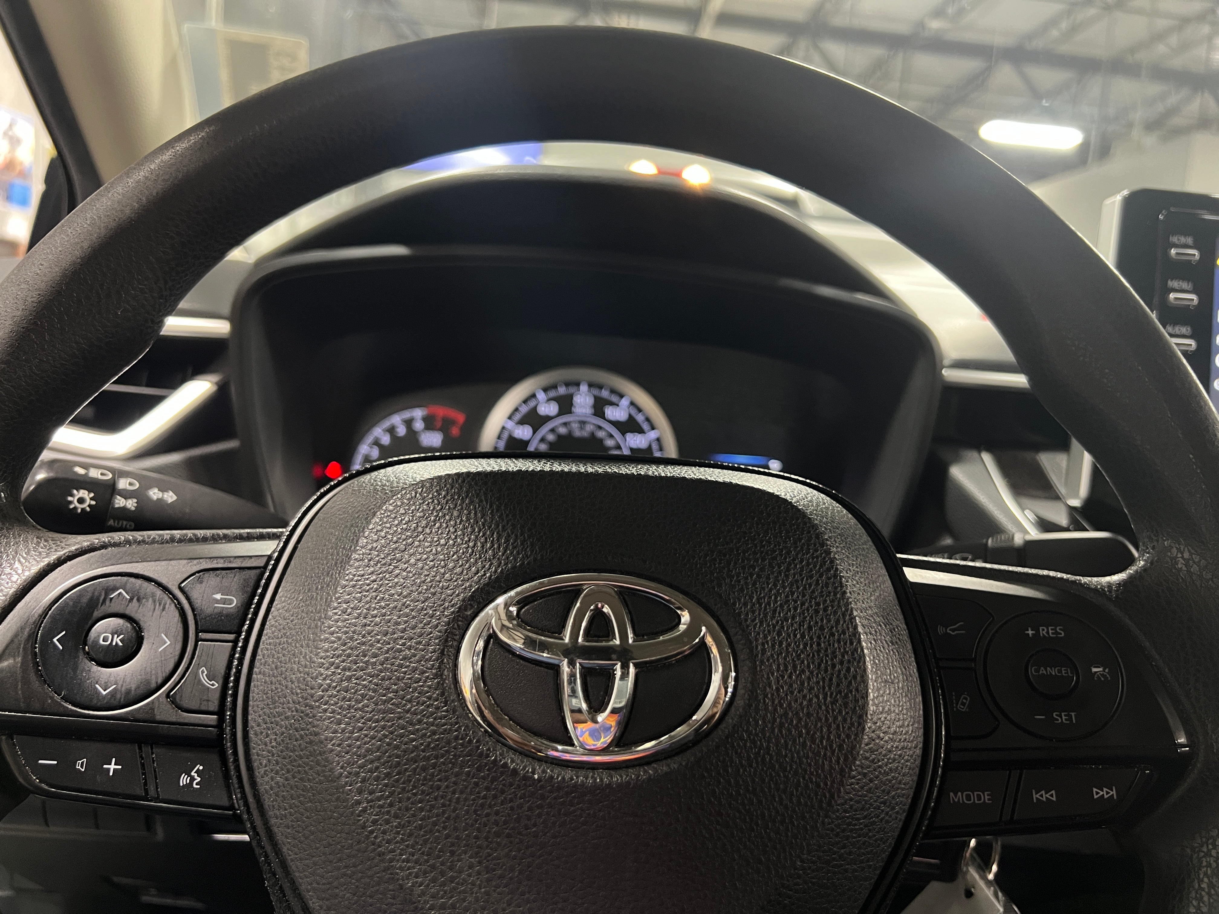 2020 Toyota Corolla LE 5