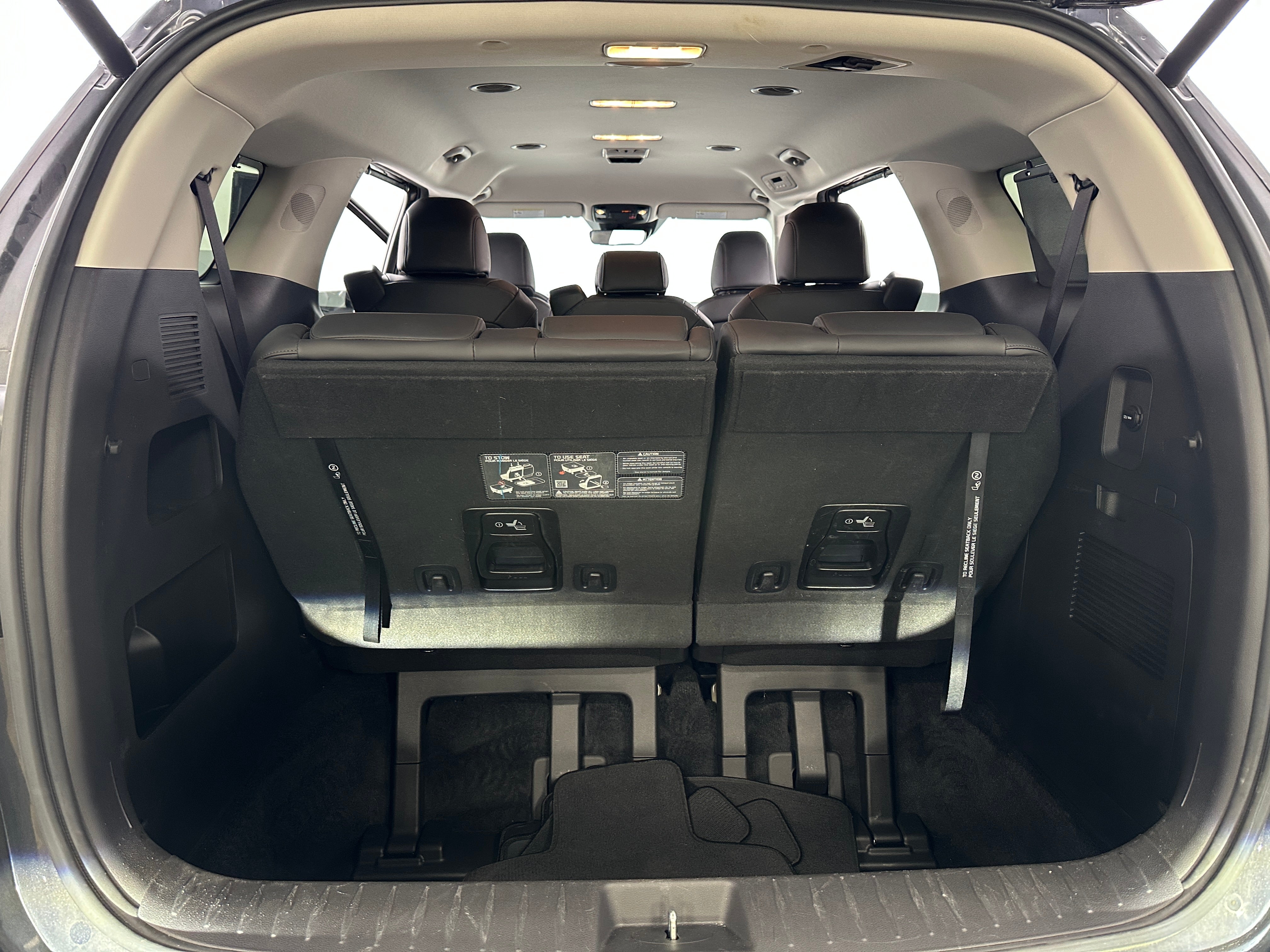 2024 Kia Carnival EX 6