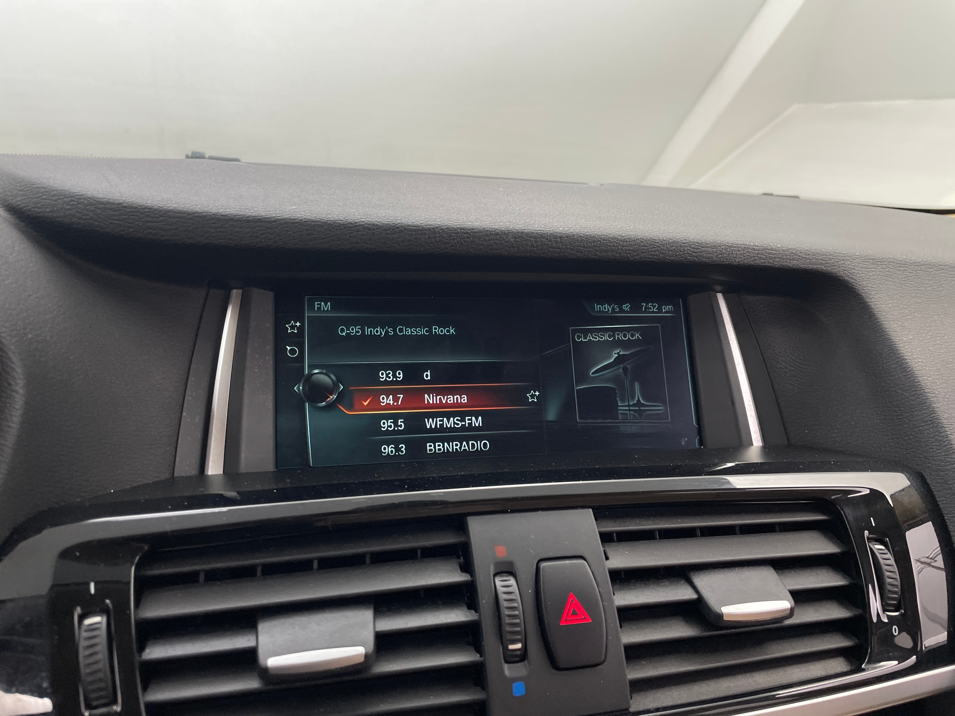 2017 BMW X3 xDrive28i 3