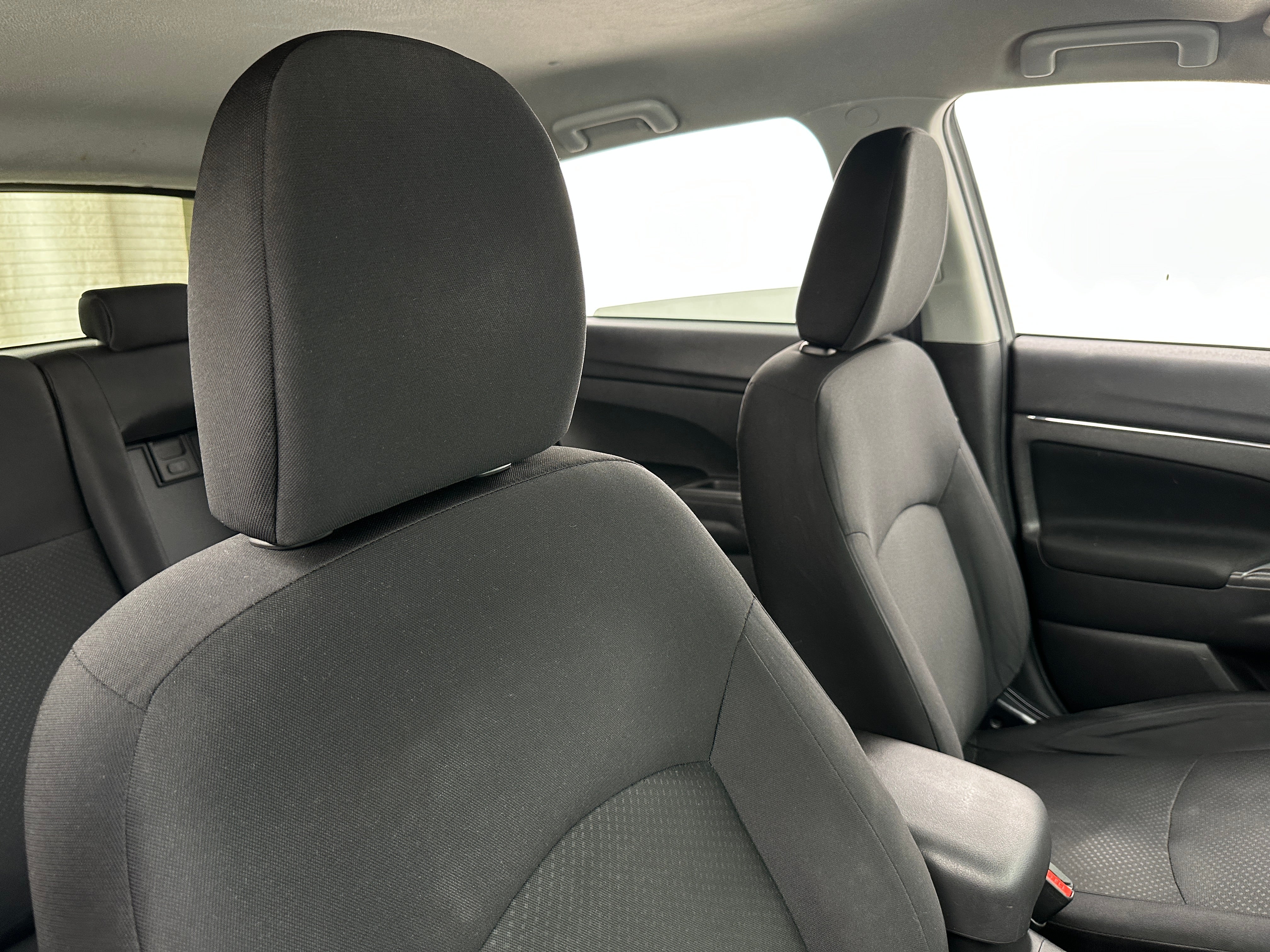2013 Mitsubishi Outlander Sport ES 2