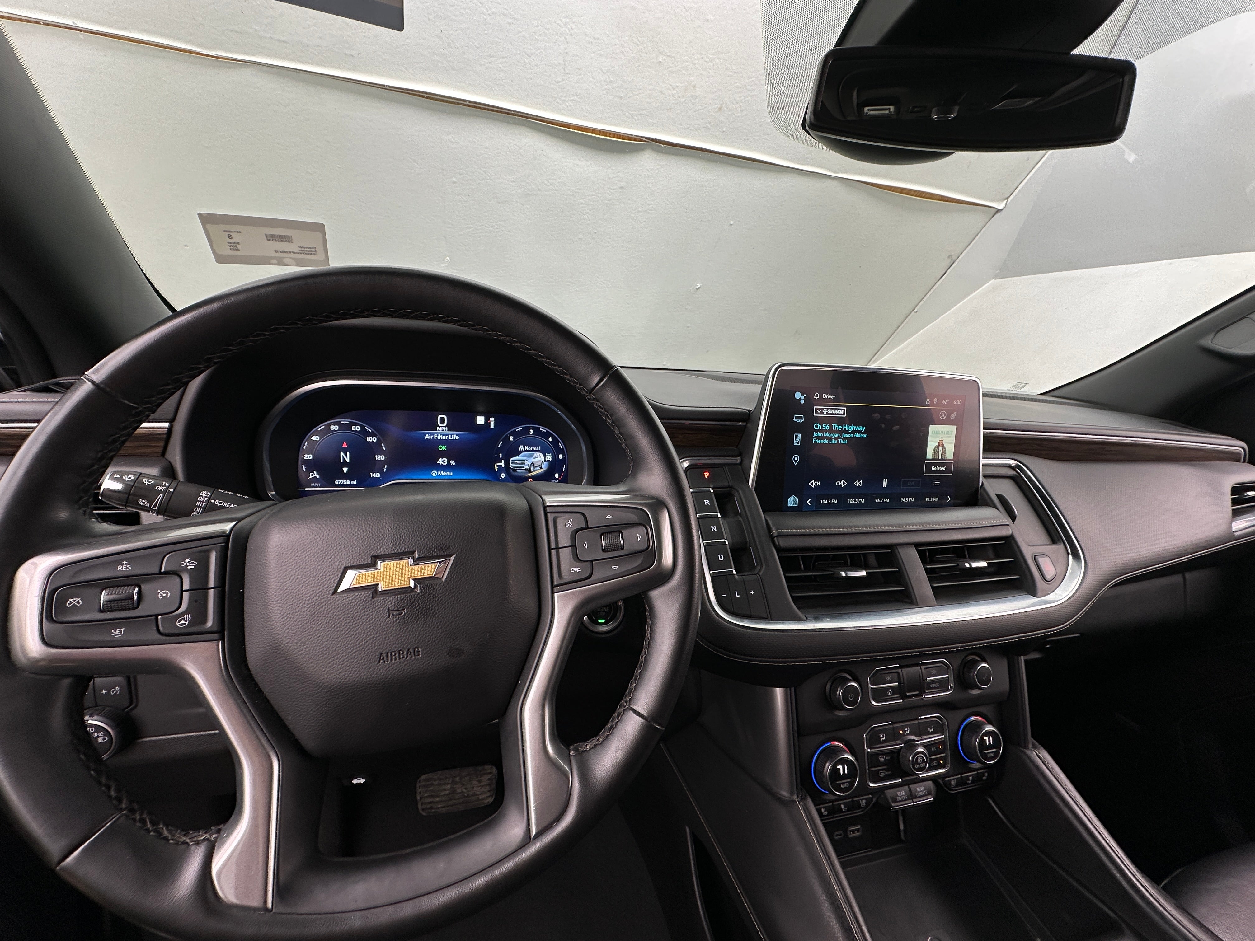 2023 Chevrolet Suburban Premier 2