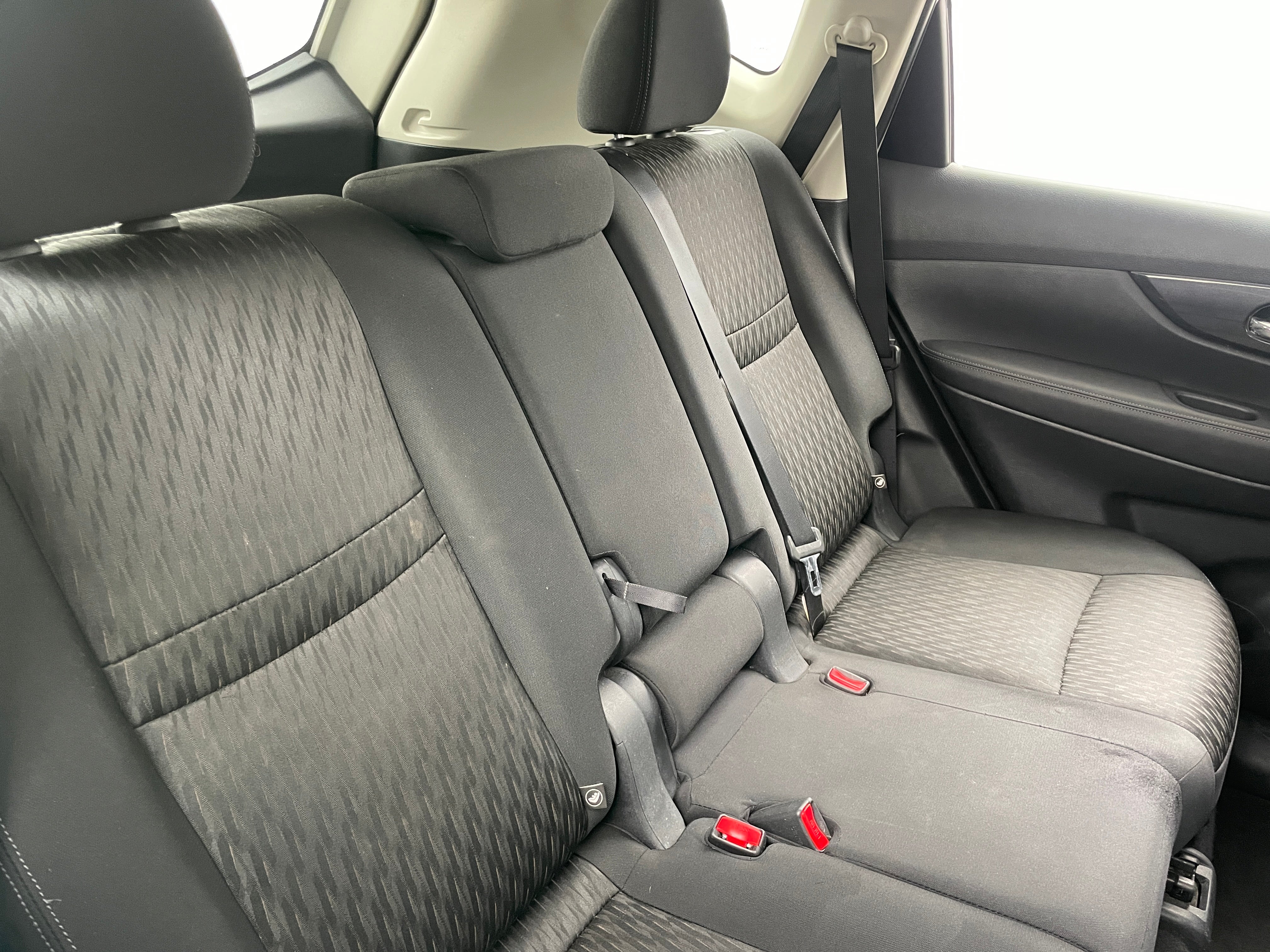 2017 Nissan Rogue S 6