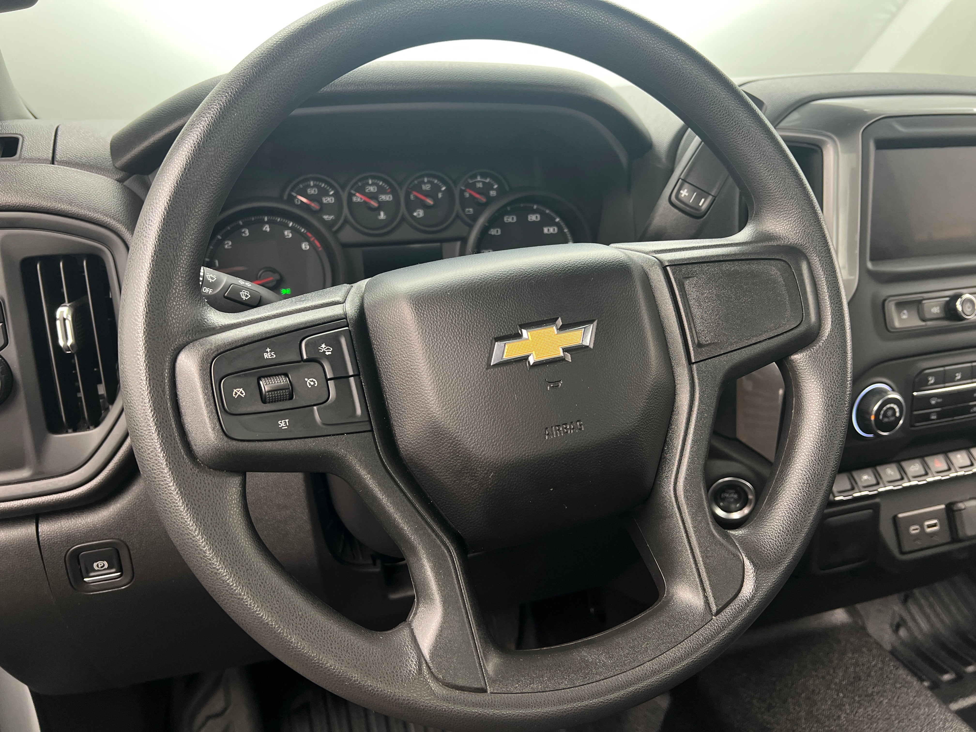 2024 Chevrolet Silverado 1500 Work Truck 5