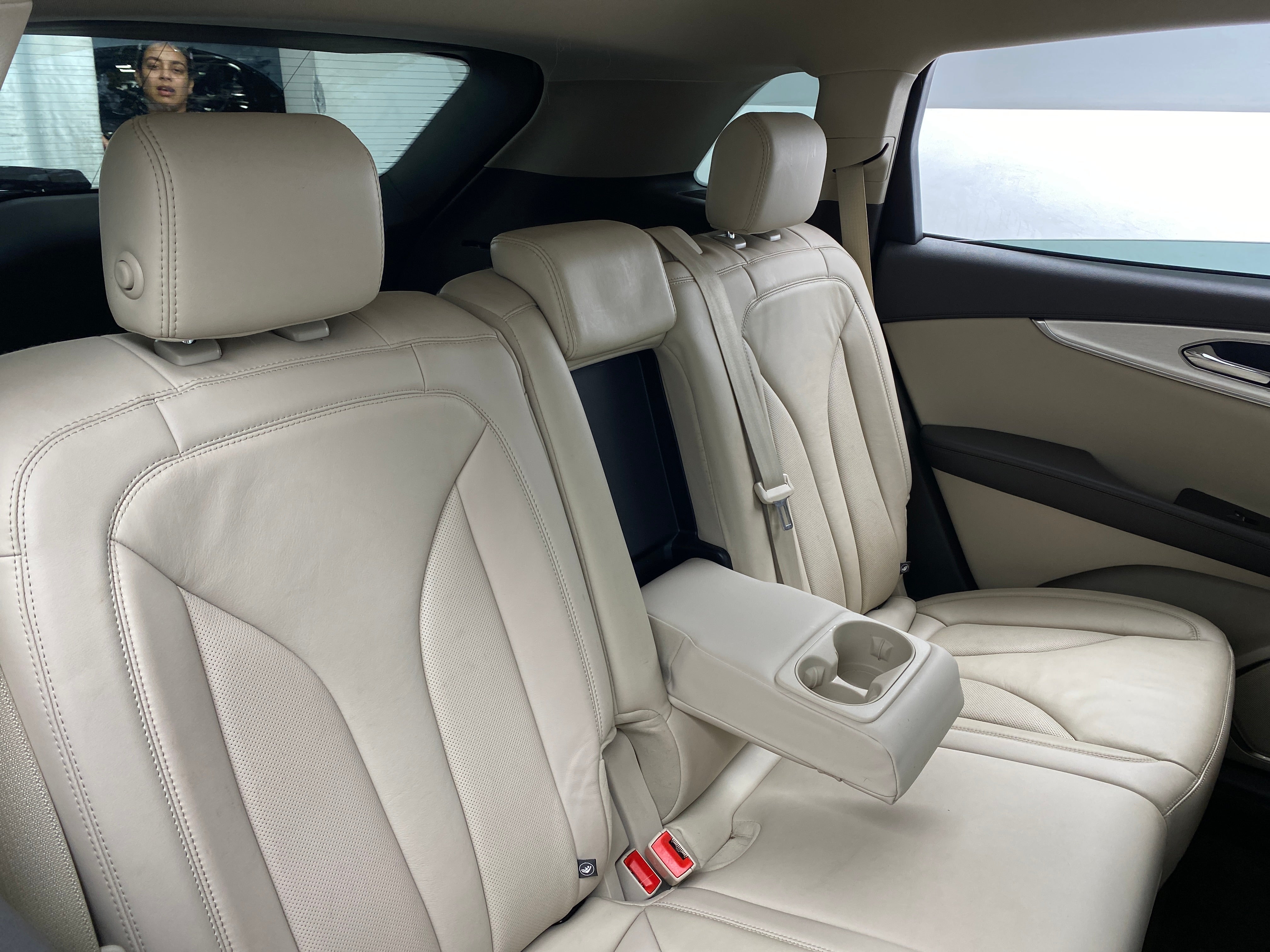 2020 Lincoln Nautilus  5