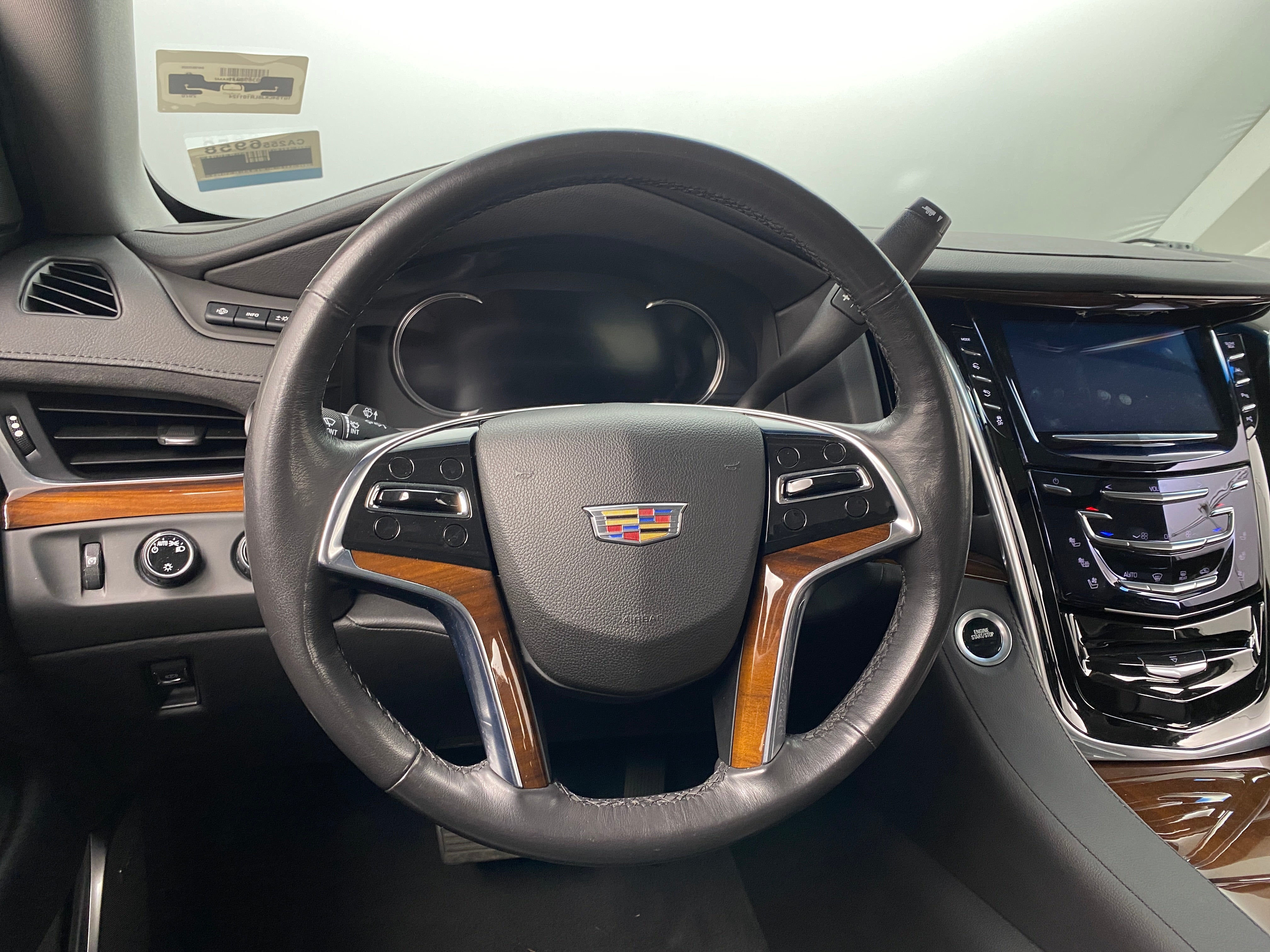 2020 Cadillac Escalade Premium Luxury 4