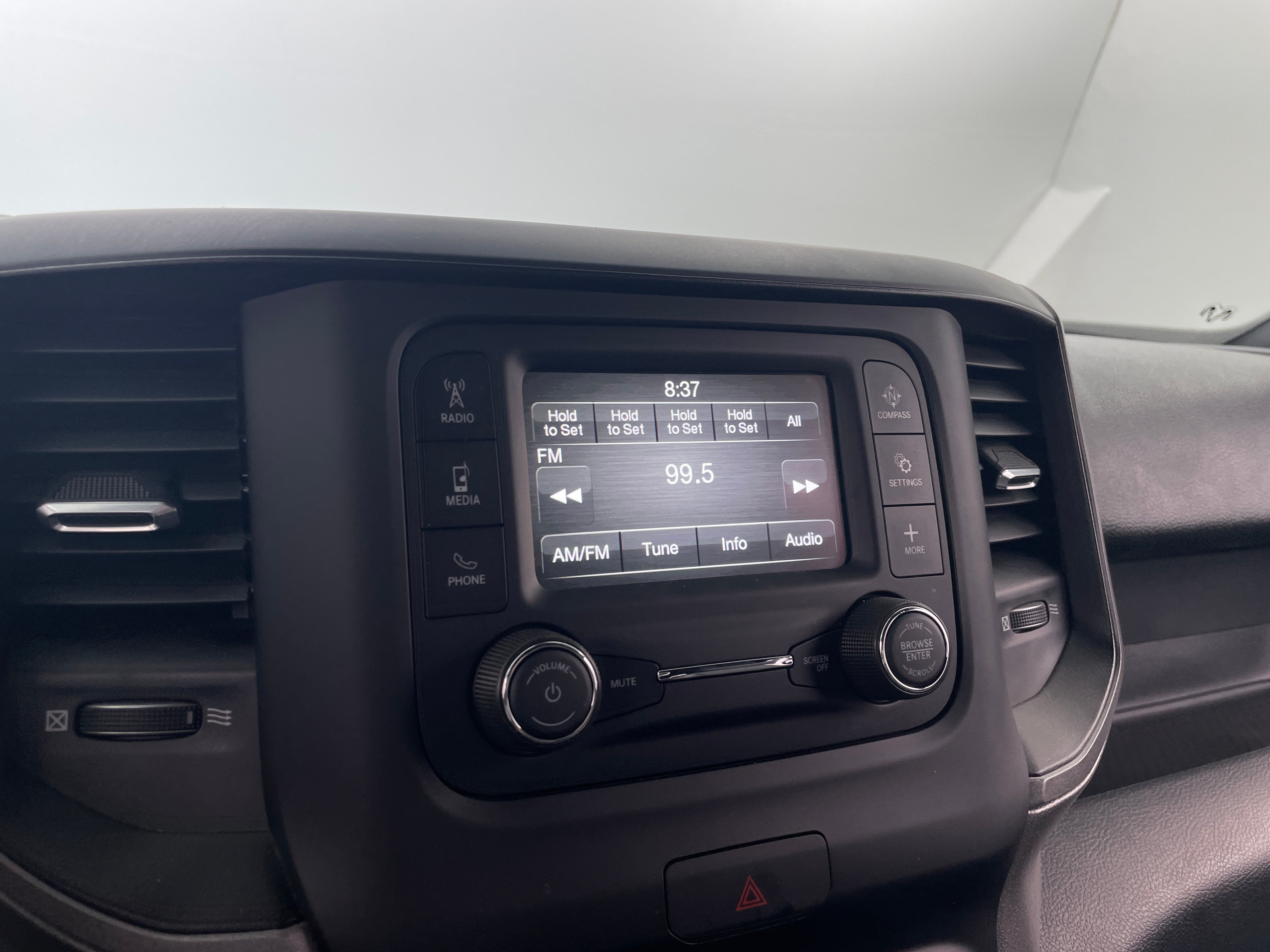 2022 RAM 2500 Tradesman 4