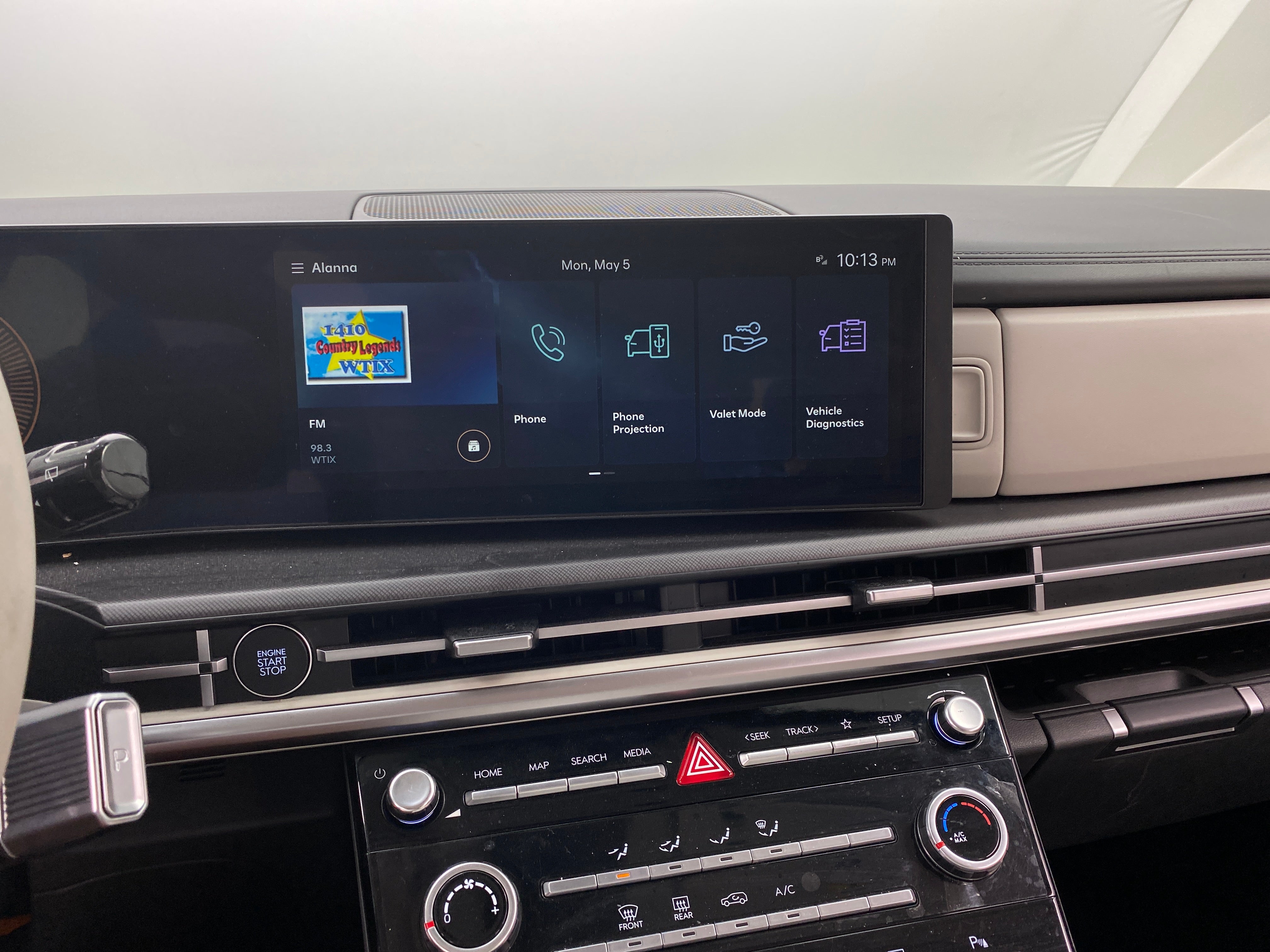 2024 Hyundai Santa Fe SE 4