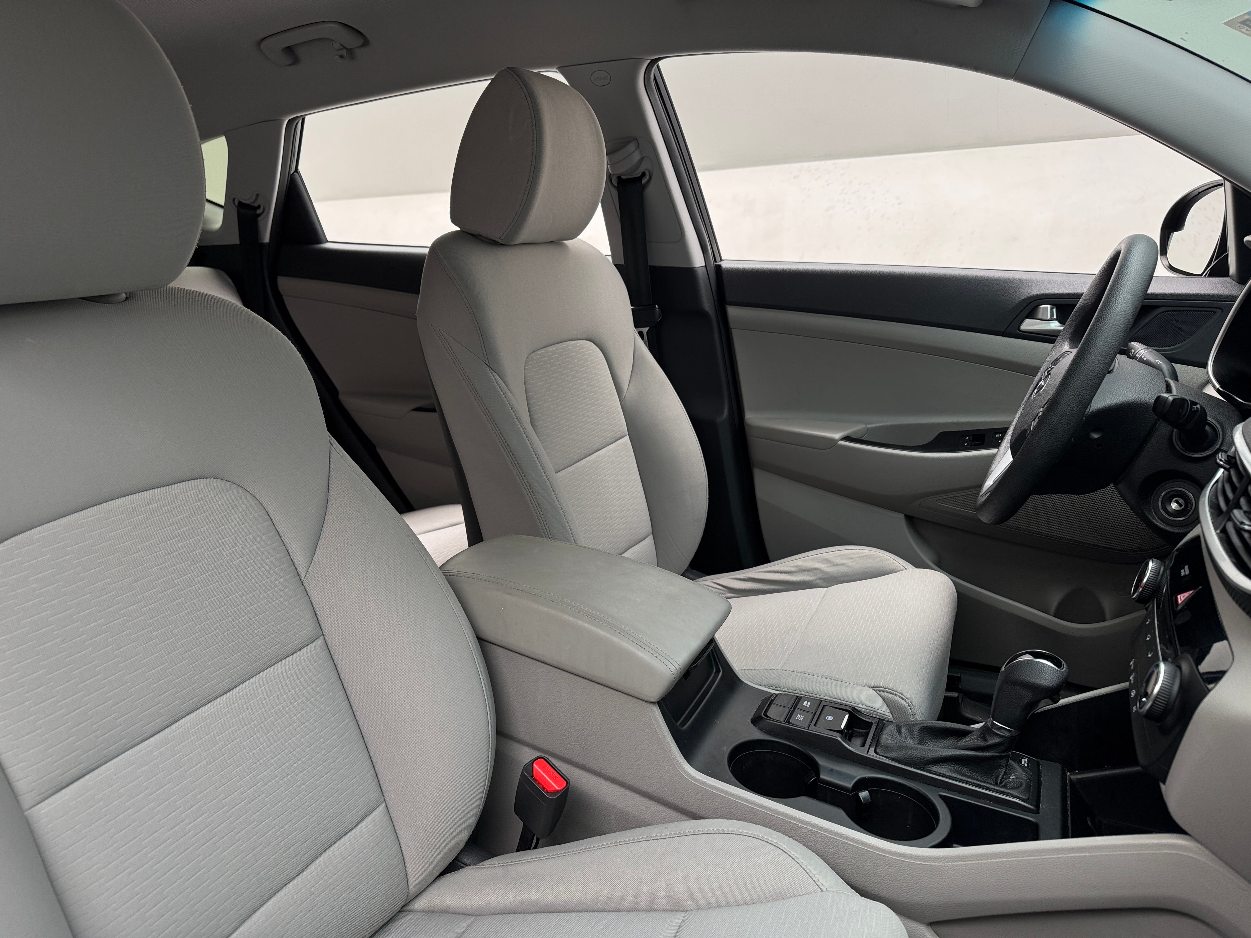 2020 Hyundai Tucson SE 2