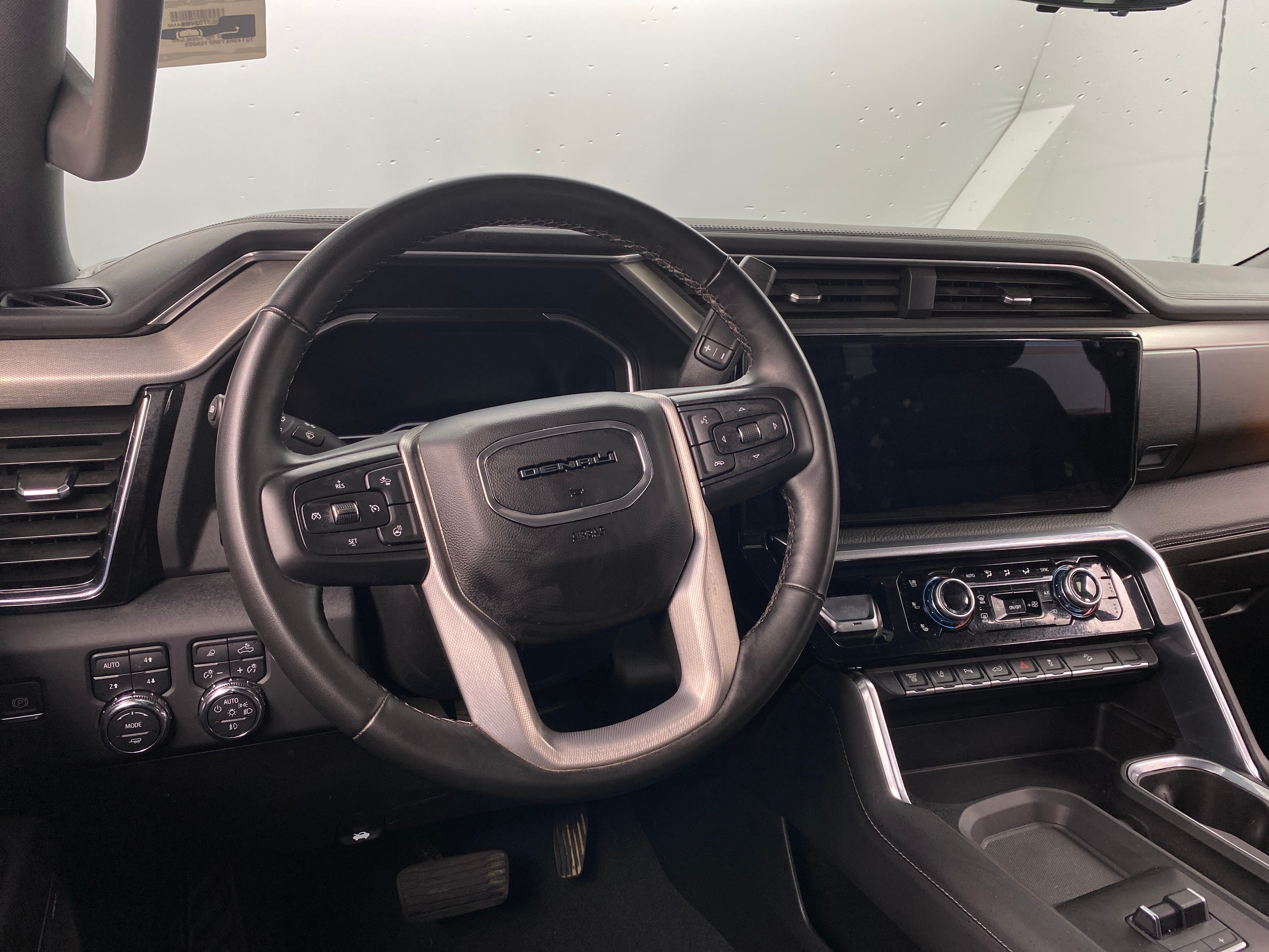 2024 GMC Sierra 2500 Denali 4