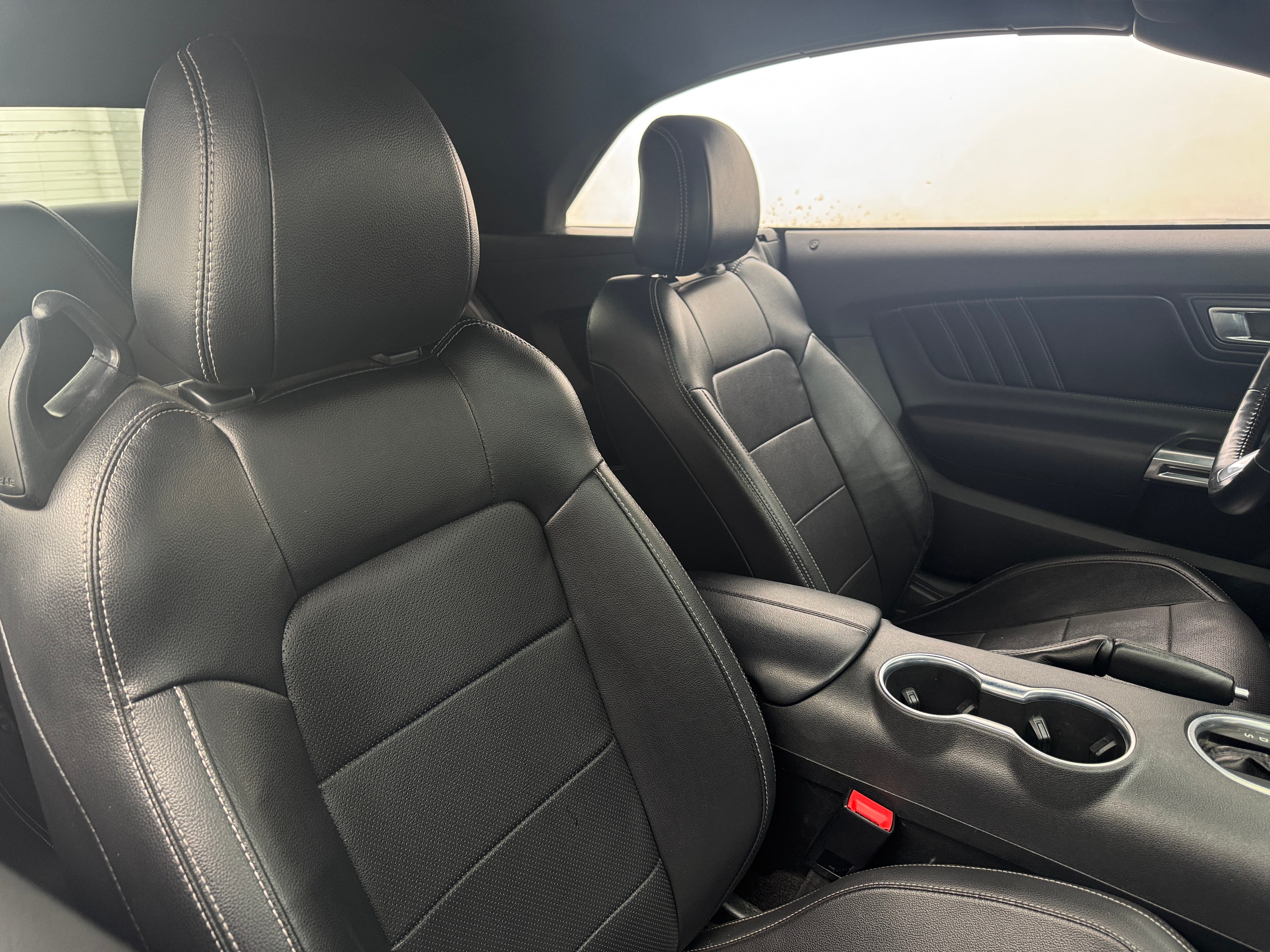 2023 Ford Mustang  2