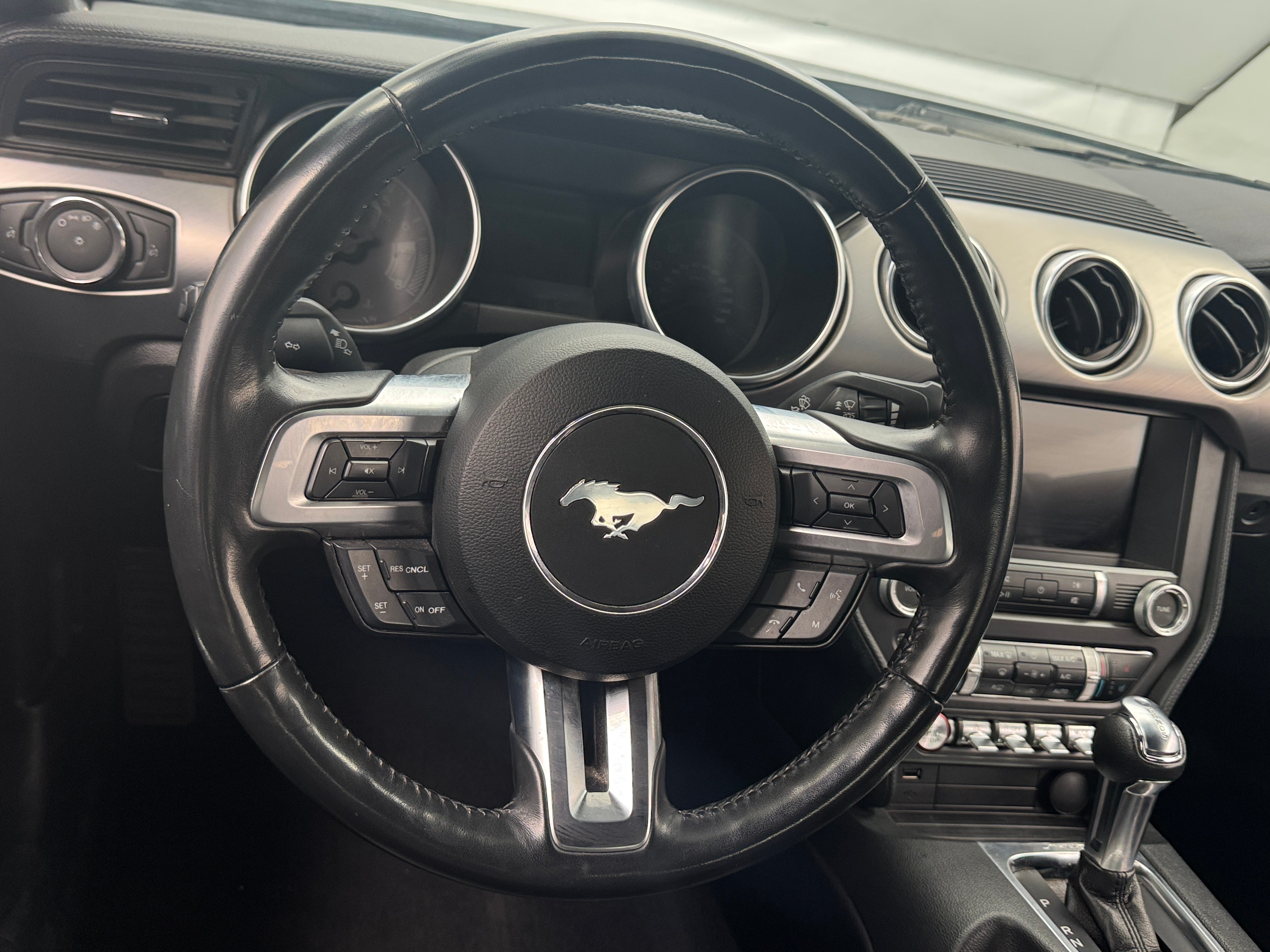 2023 Ford Mustang  5