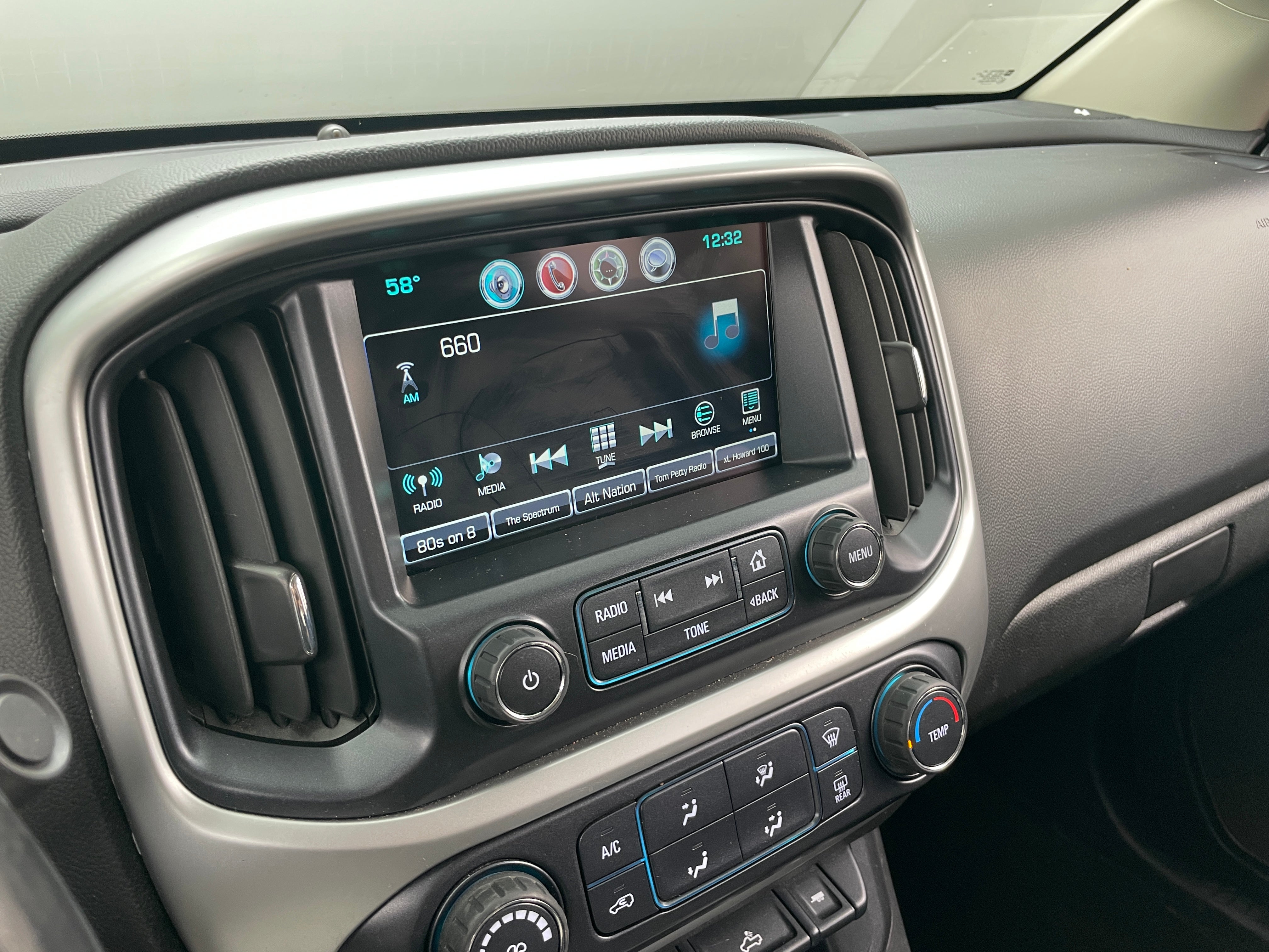 2017 Chevrolet Colorado LT 4