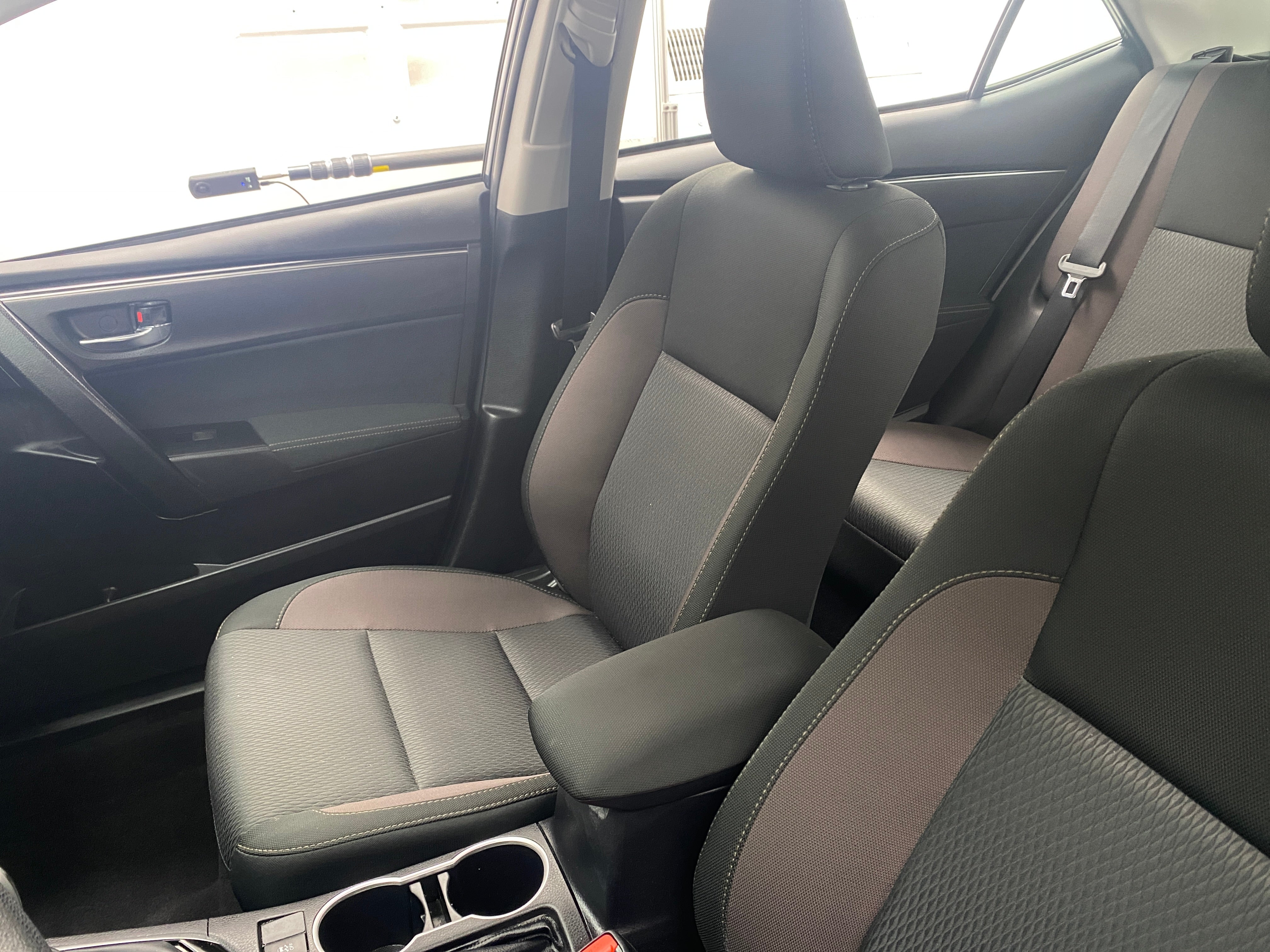 2017 Toyota Corolla LE 2