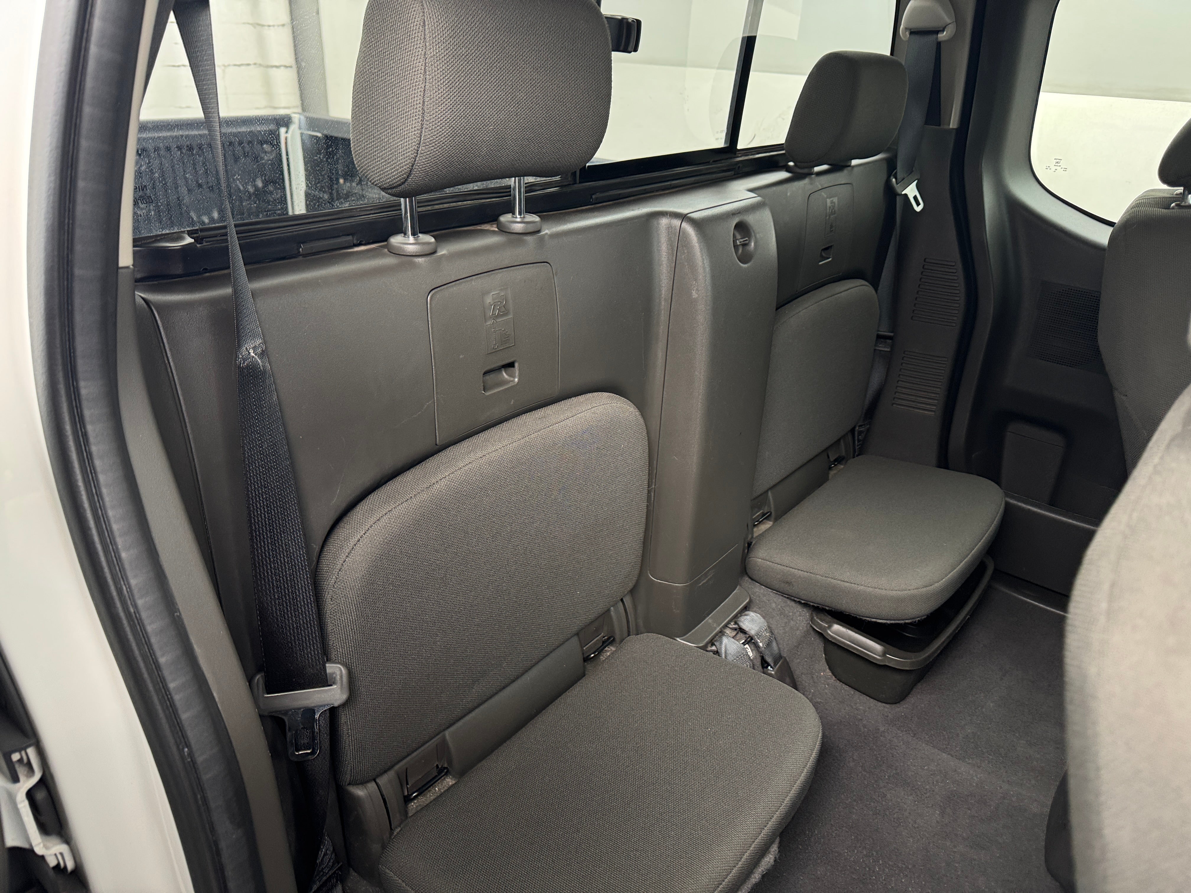 2021 Nissan Frontier SV 6