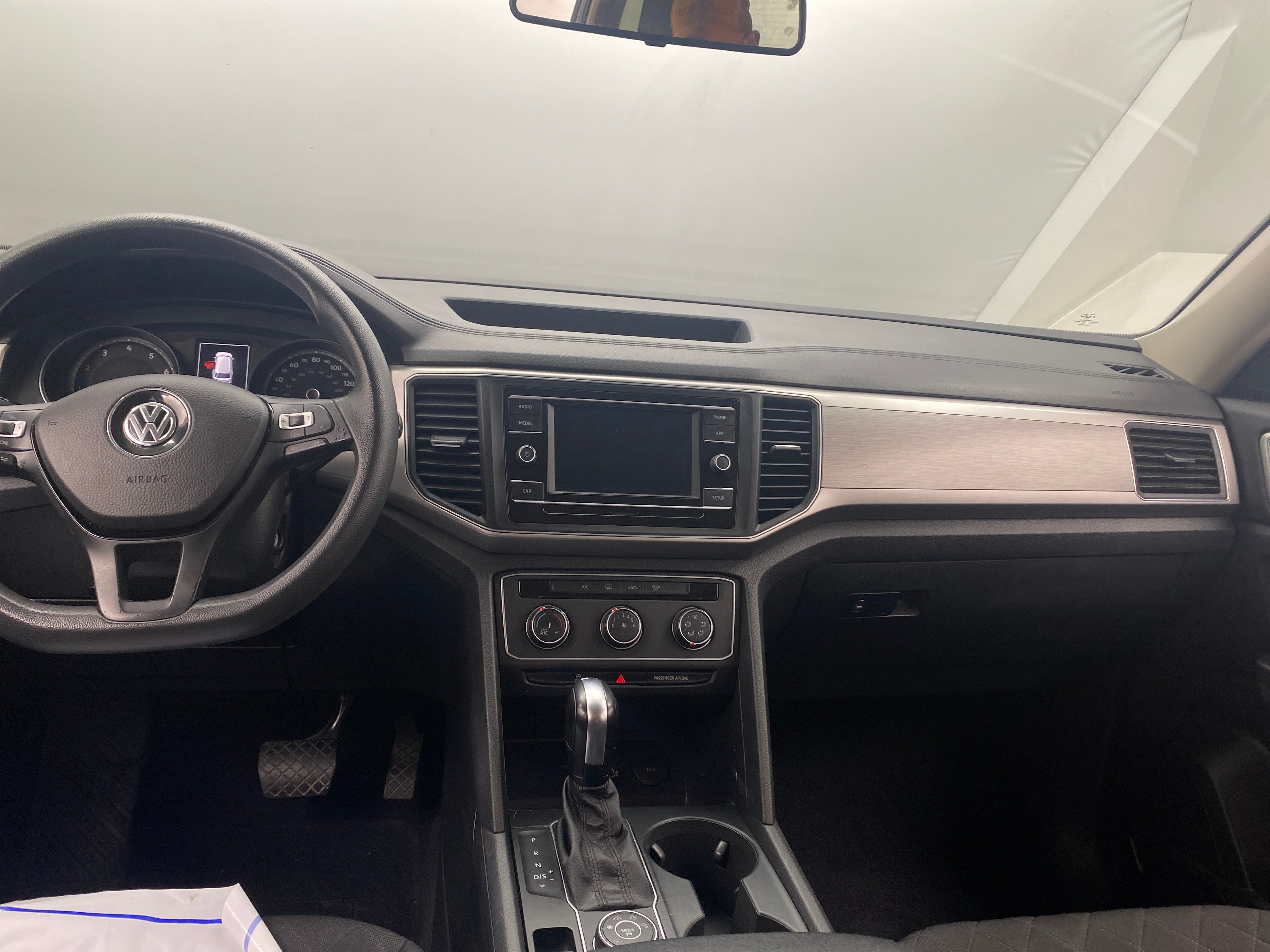 2018 Volkswagen Atlas S 3