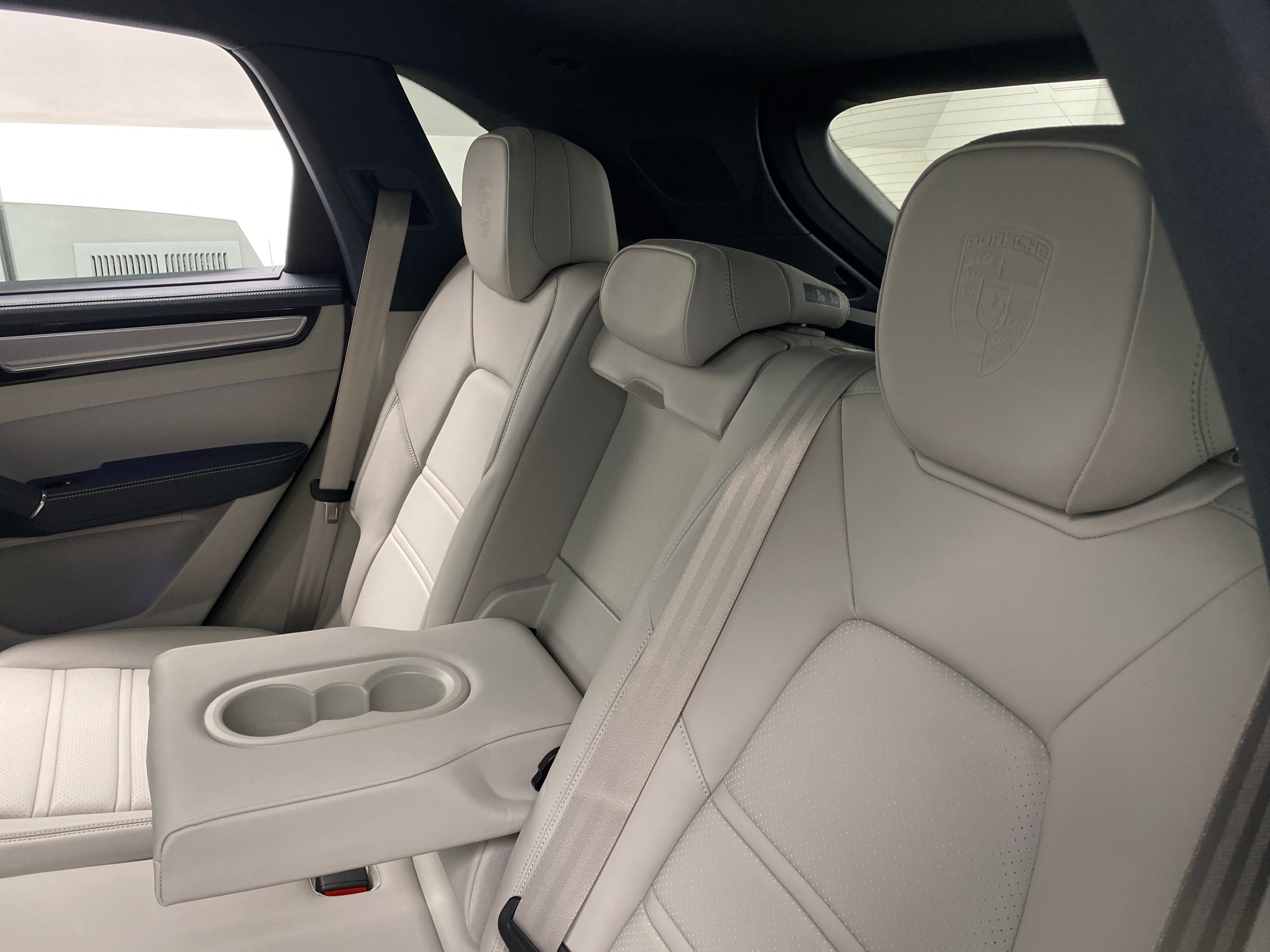 2022 Porsche Cayenne Base 5