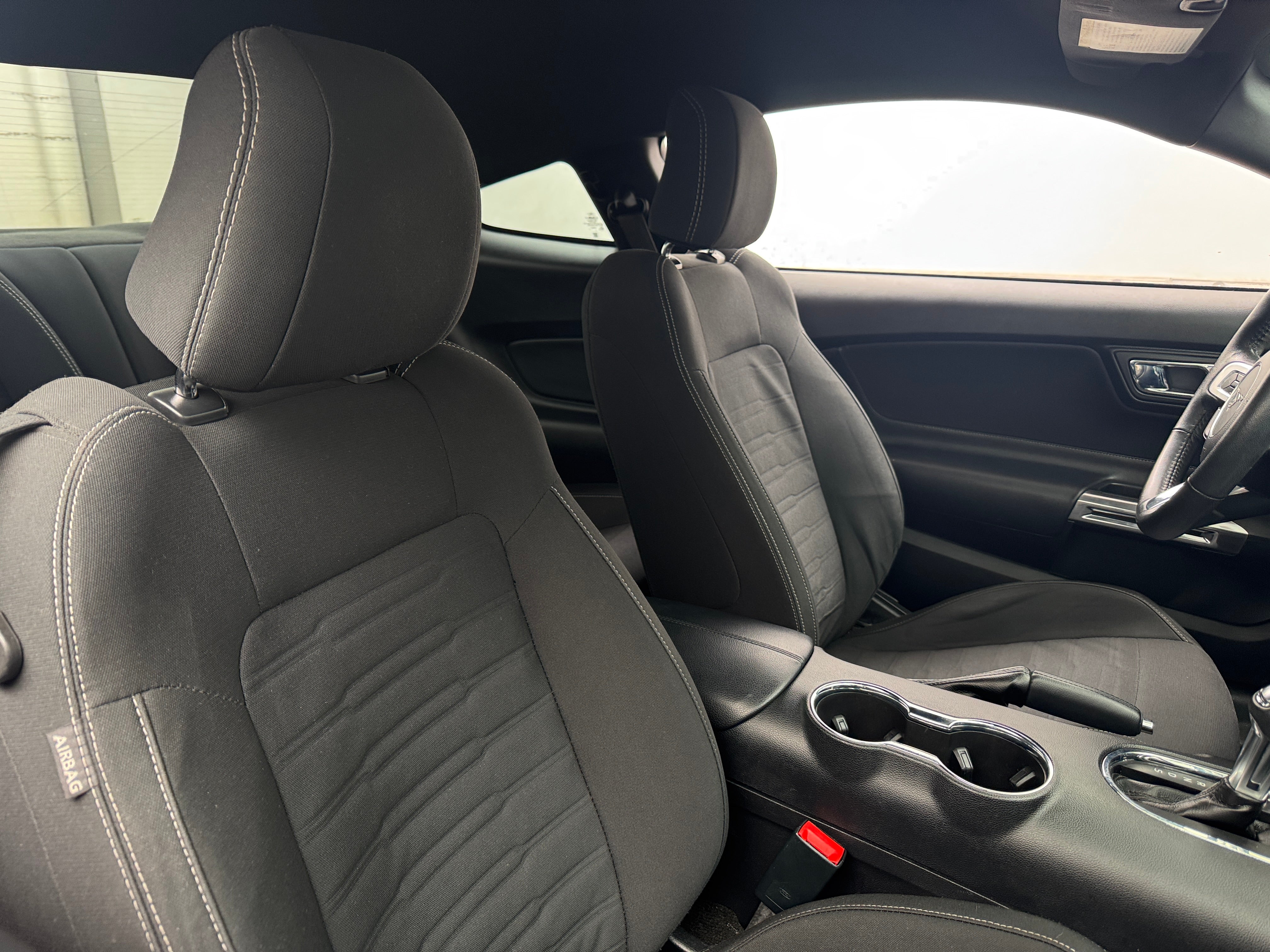 2017 Ford Mustang  2