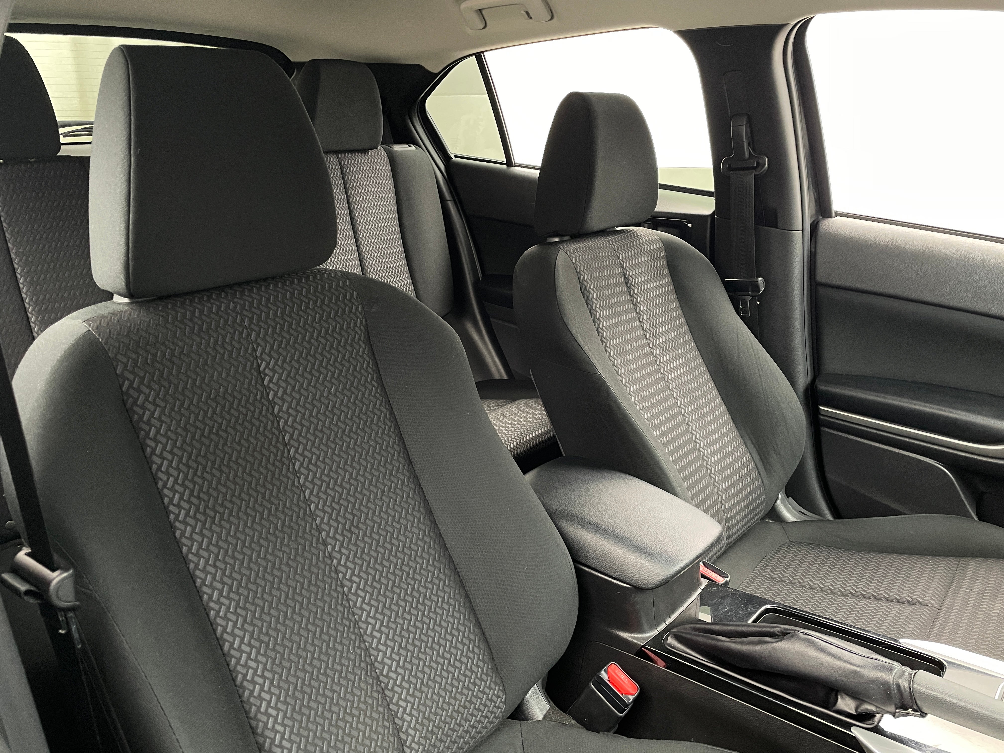 2022 Mitsubishi Eclipse Cross ES 2