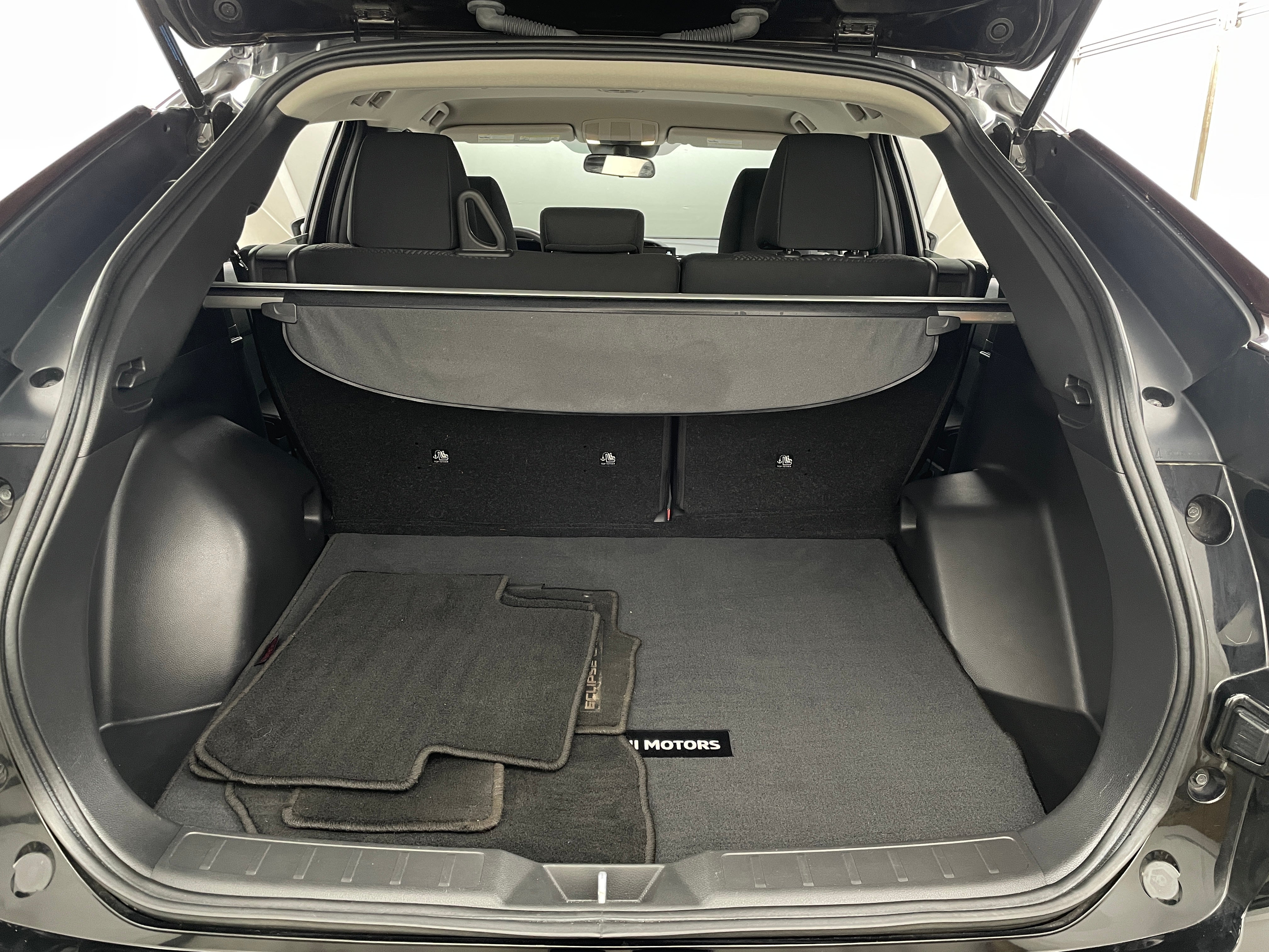 2022 Mitsubishi Eclipse Cross ES 7
