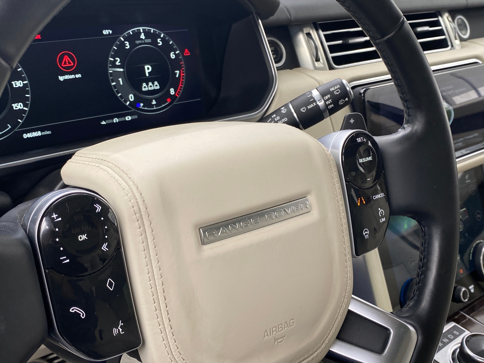 Thumbnail: 2022 Land Rover Range Rover - 4
