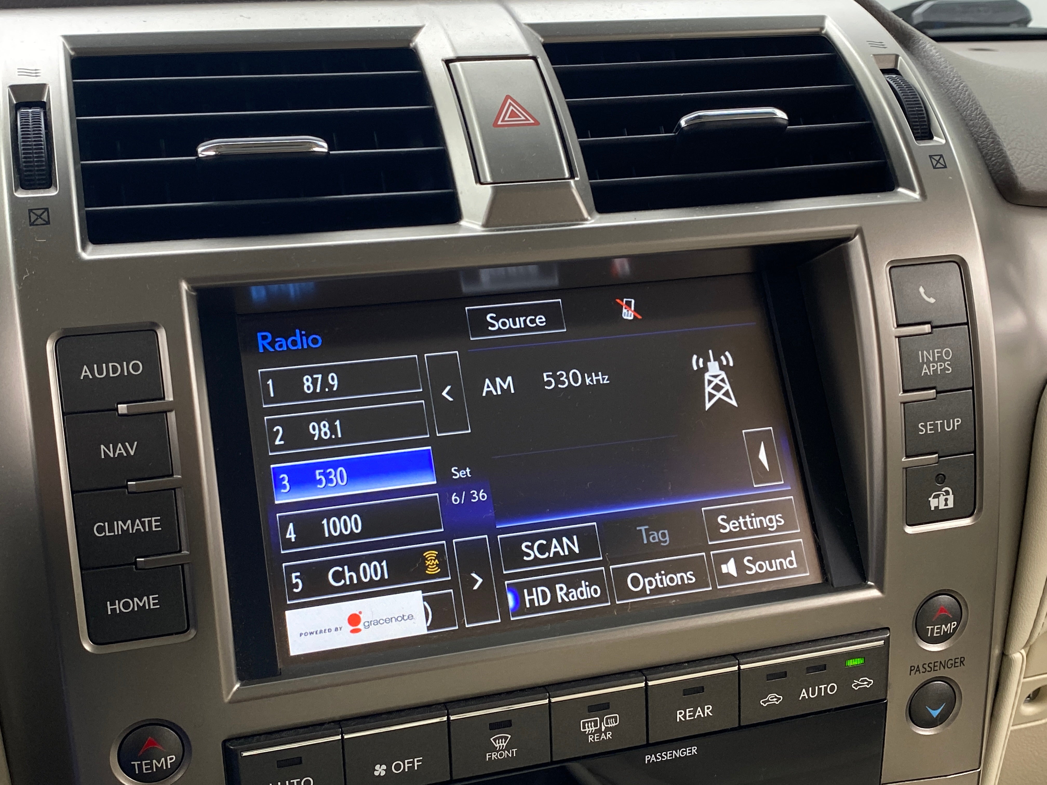 2017 Lexus GX 460 3