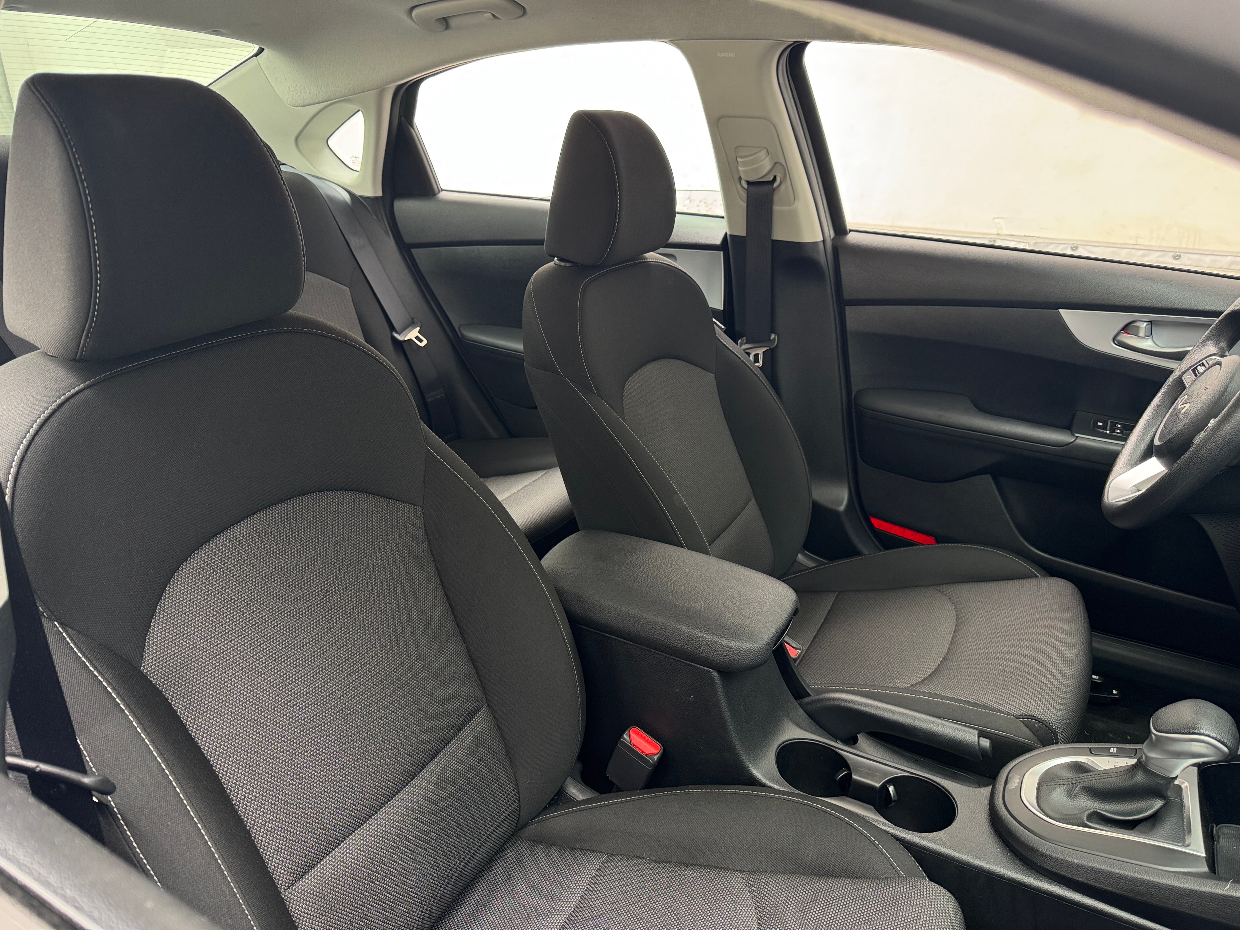 2024 Kia Forte LXS 2