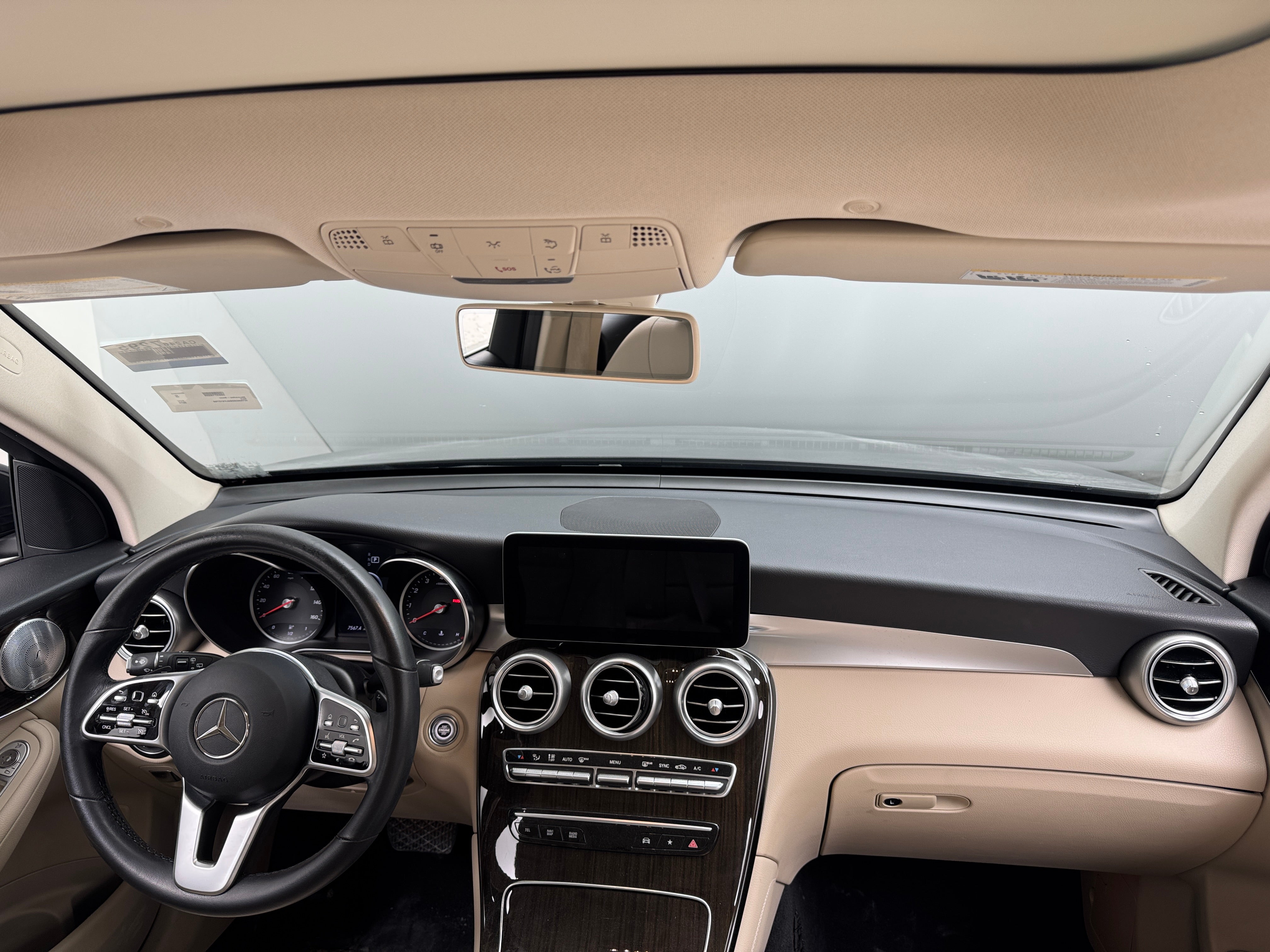 2020 Mercedes-Benz GLC 300 2