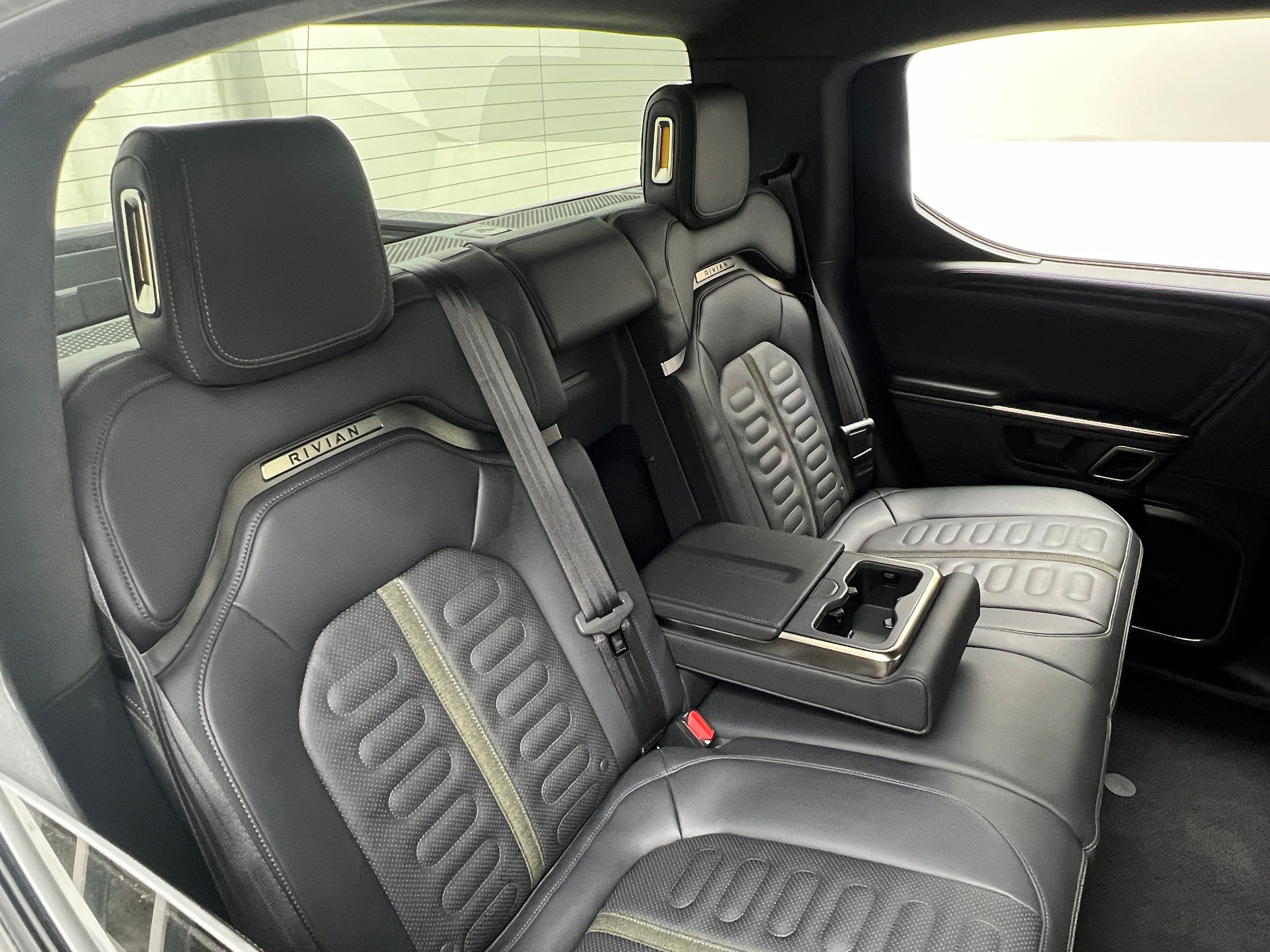 2022 Rivian R1T Adventure 5