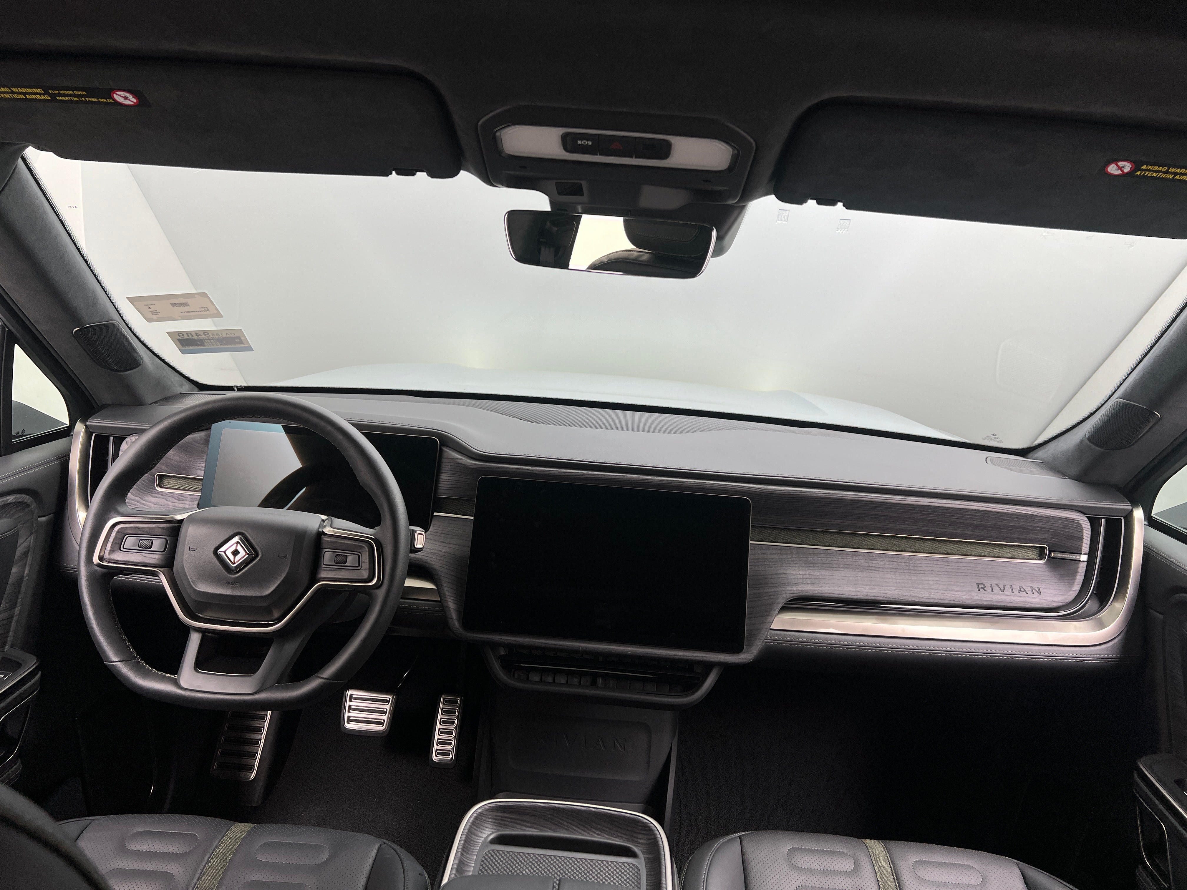 2022 Rivian R1T Adventure 2