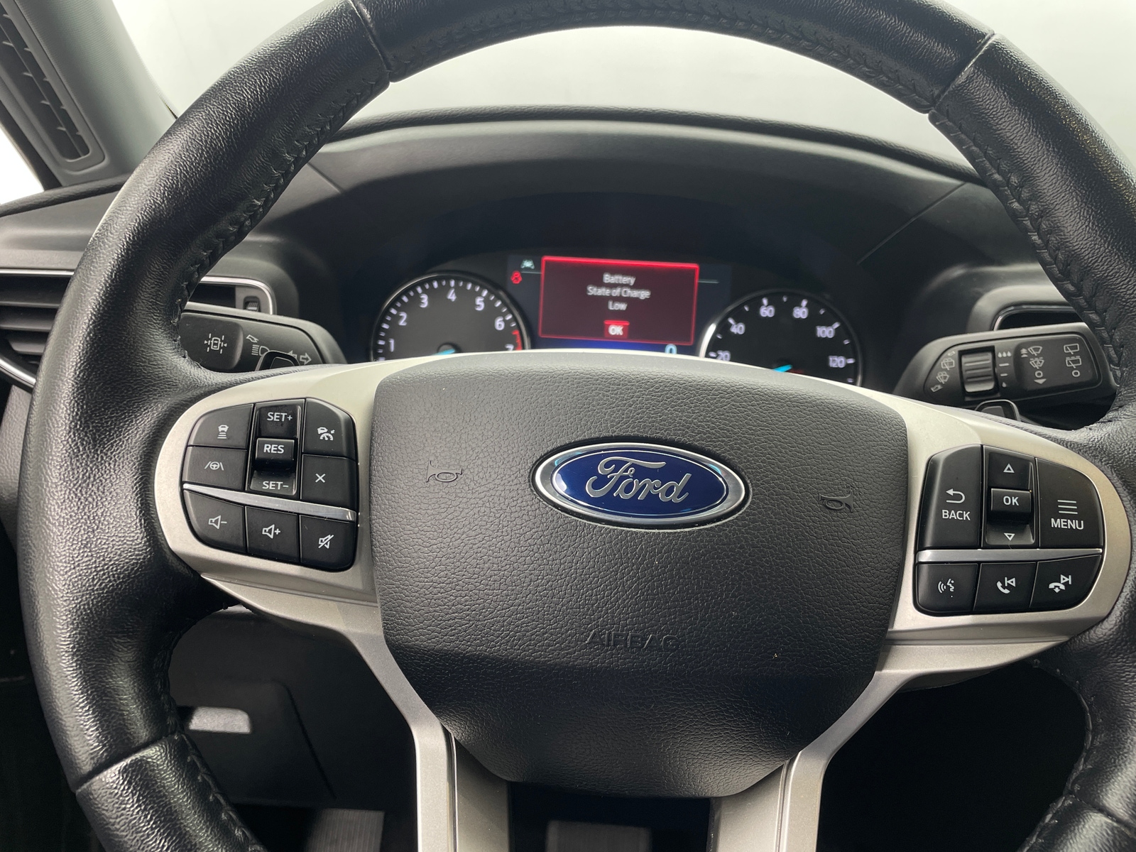 Thumbnail: 2021 Ford Explorer - 4
