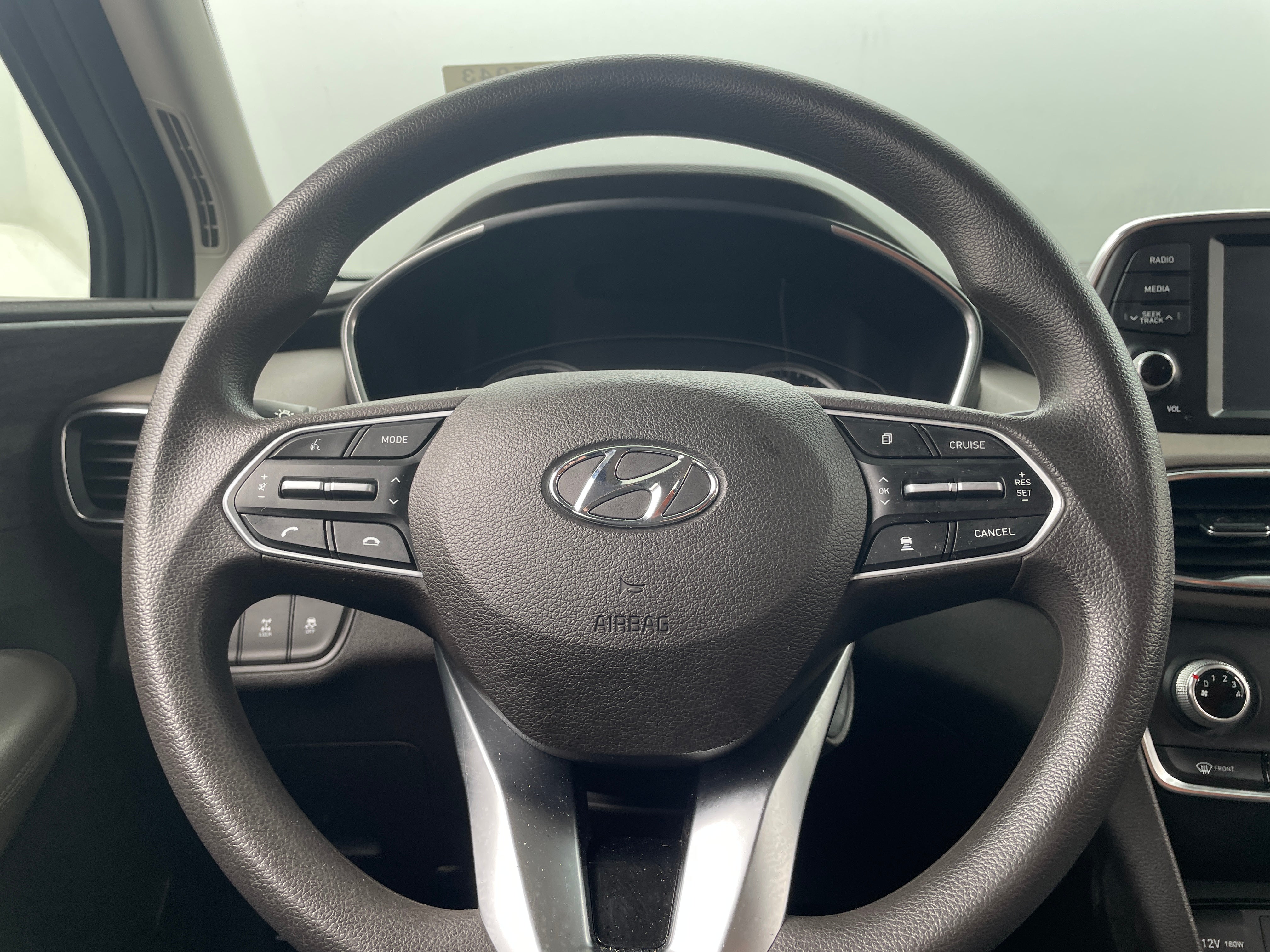2020 Hyundai Santa Fe SE 5