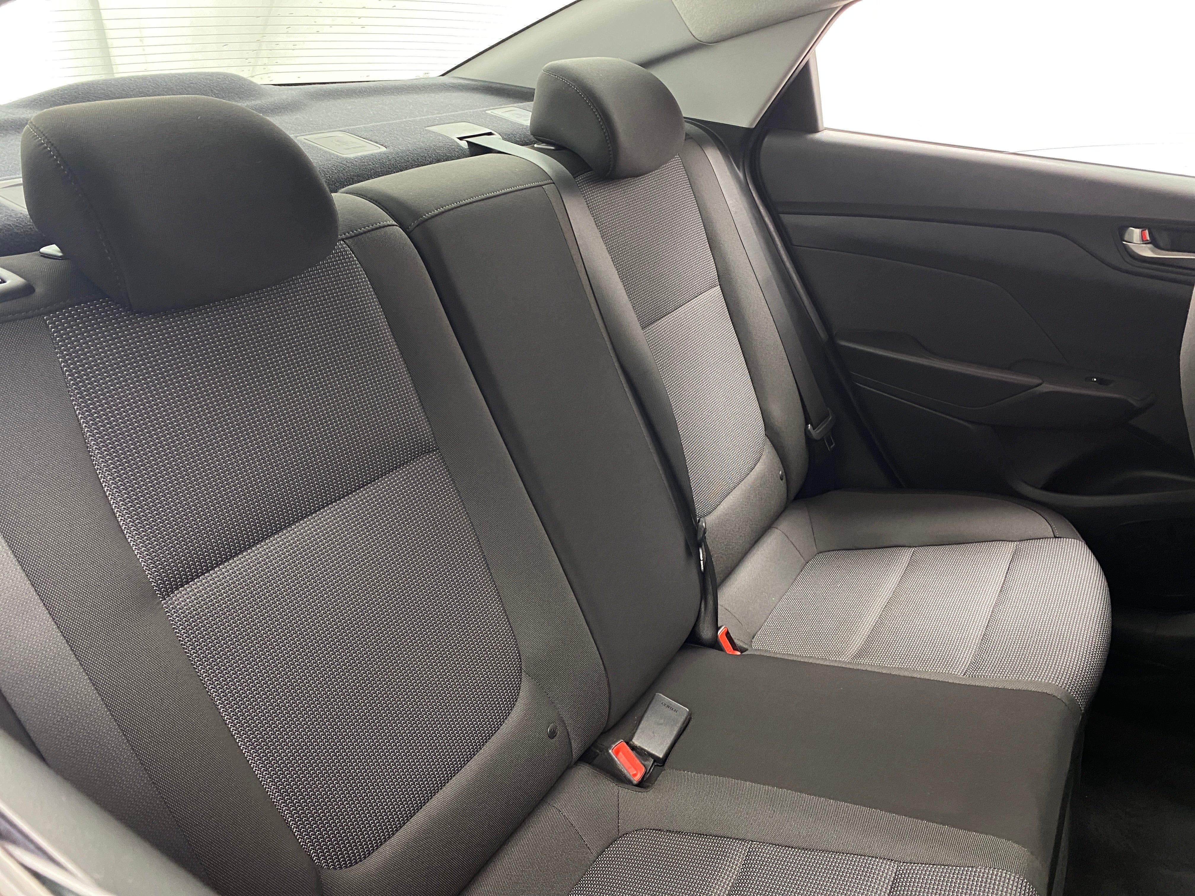 2021 Hyundai Accent SE 6