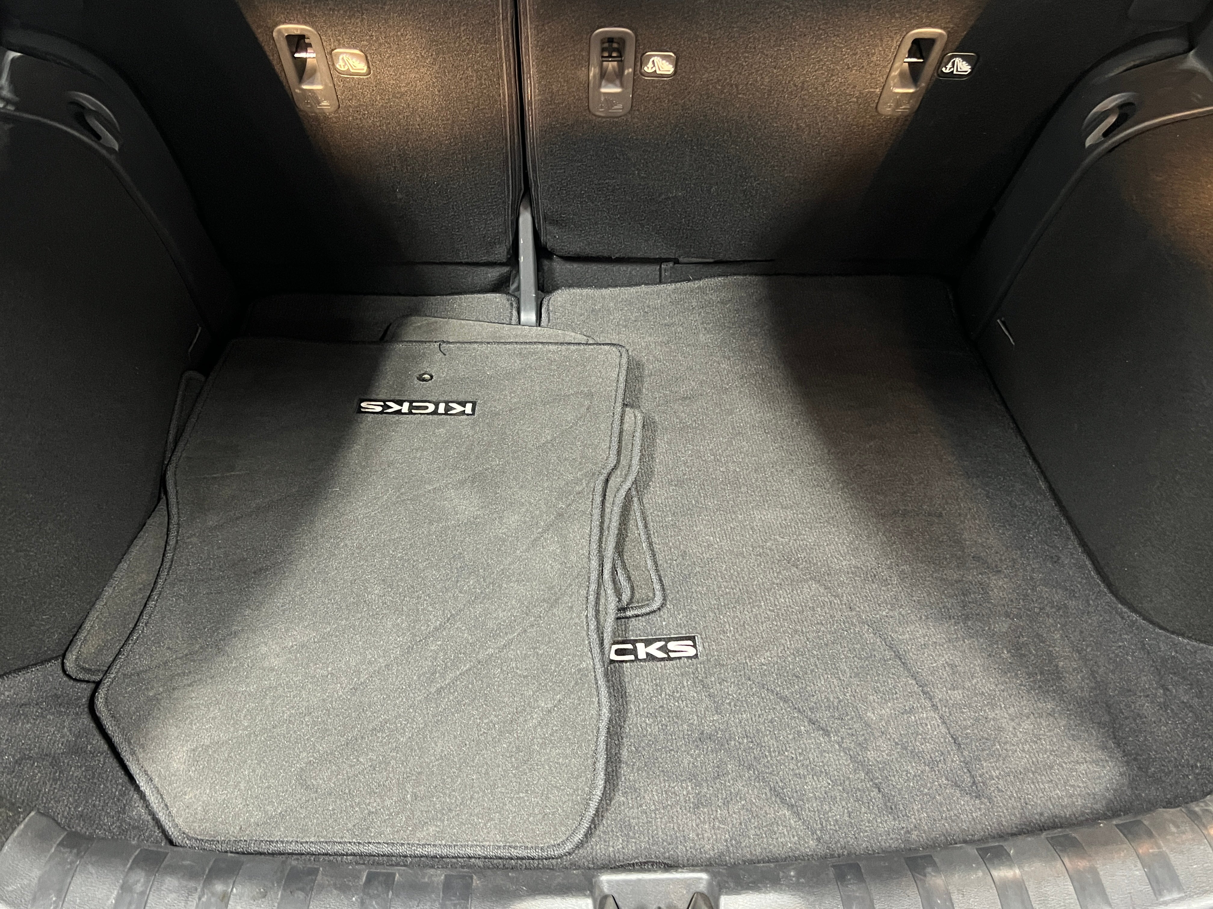 2024 Nissan Kicks SV 7