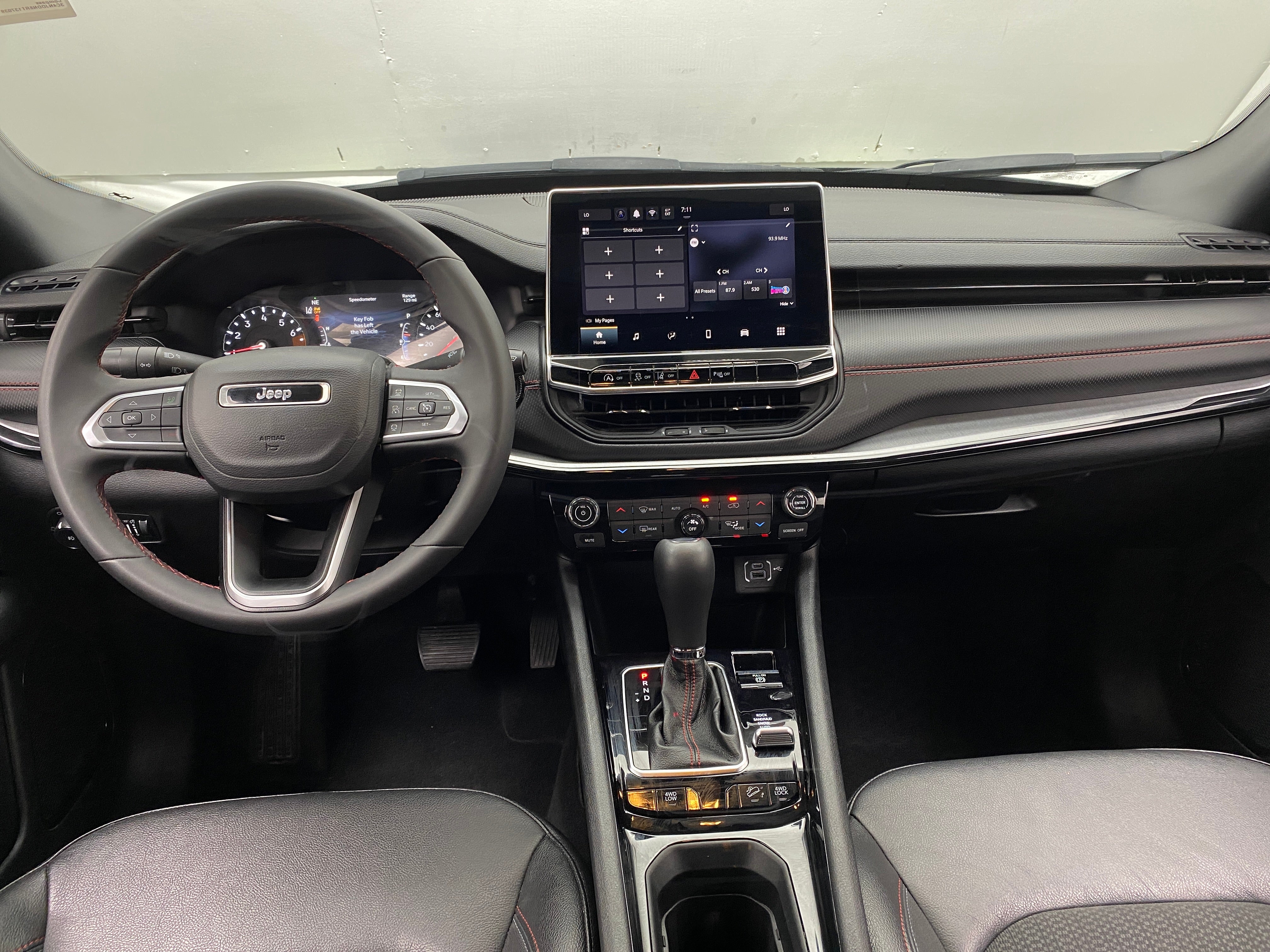 2024 Jeep Compass Trailhawk 3