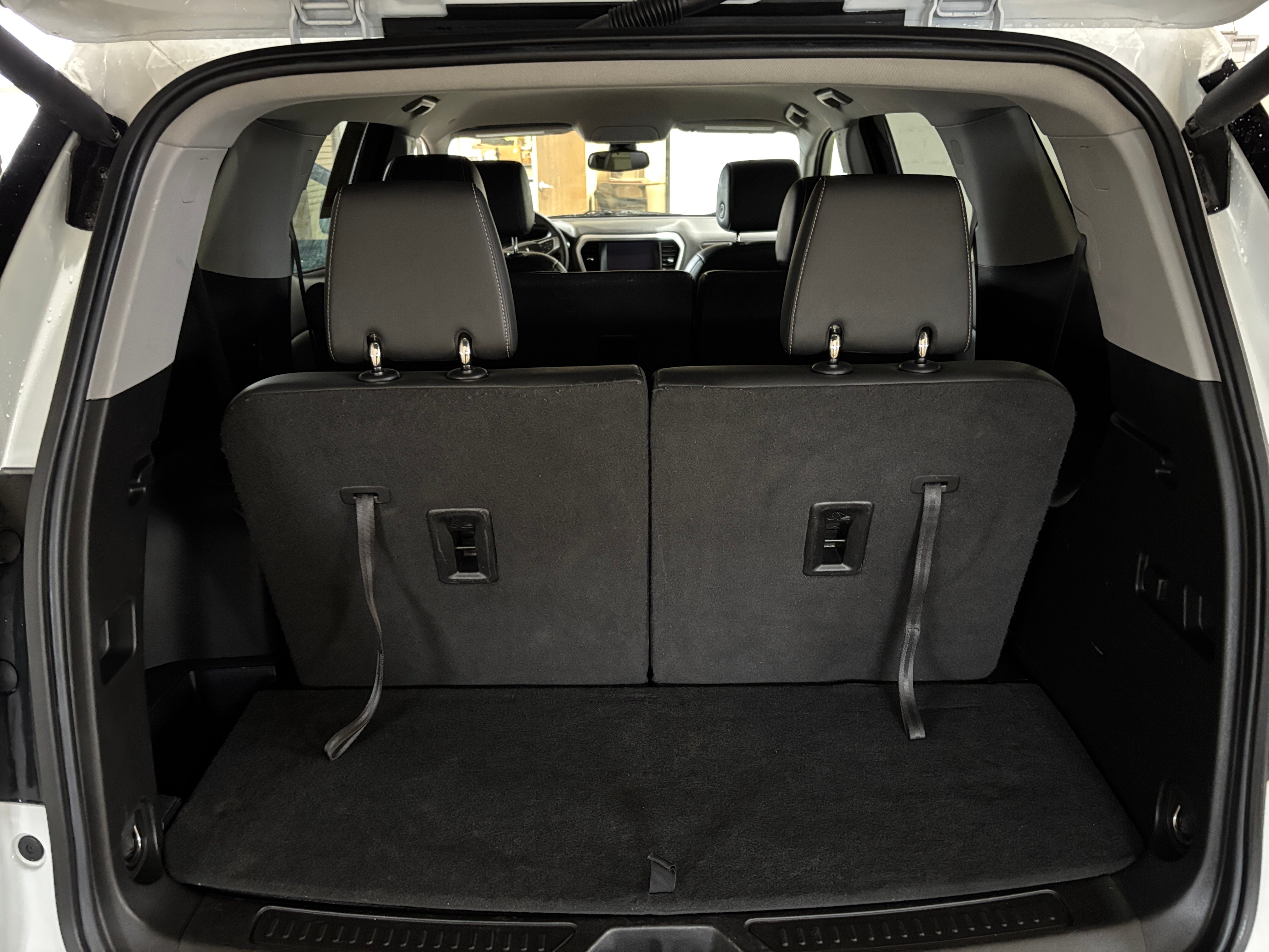 2023 GMC Acadia SLT 5