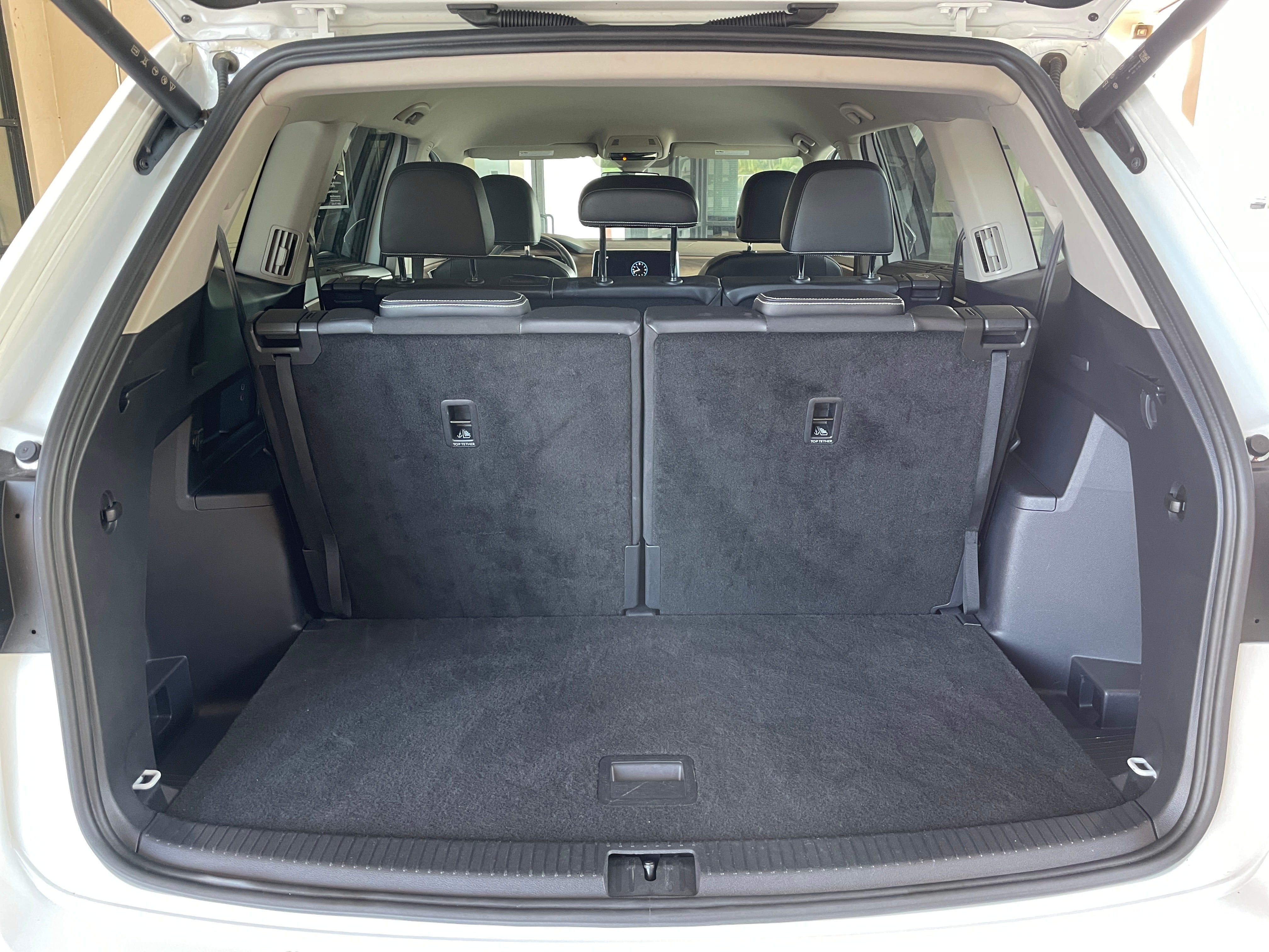 2024 Volkswagen Atlas SE 4