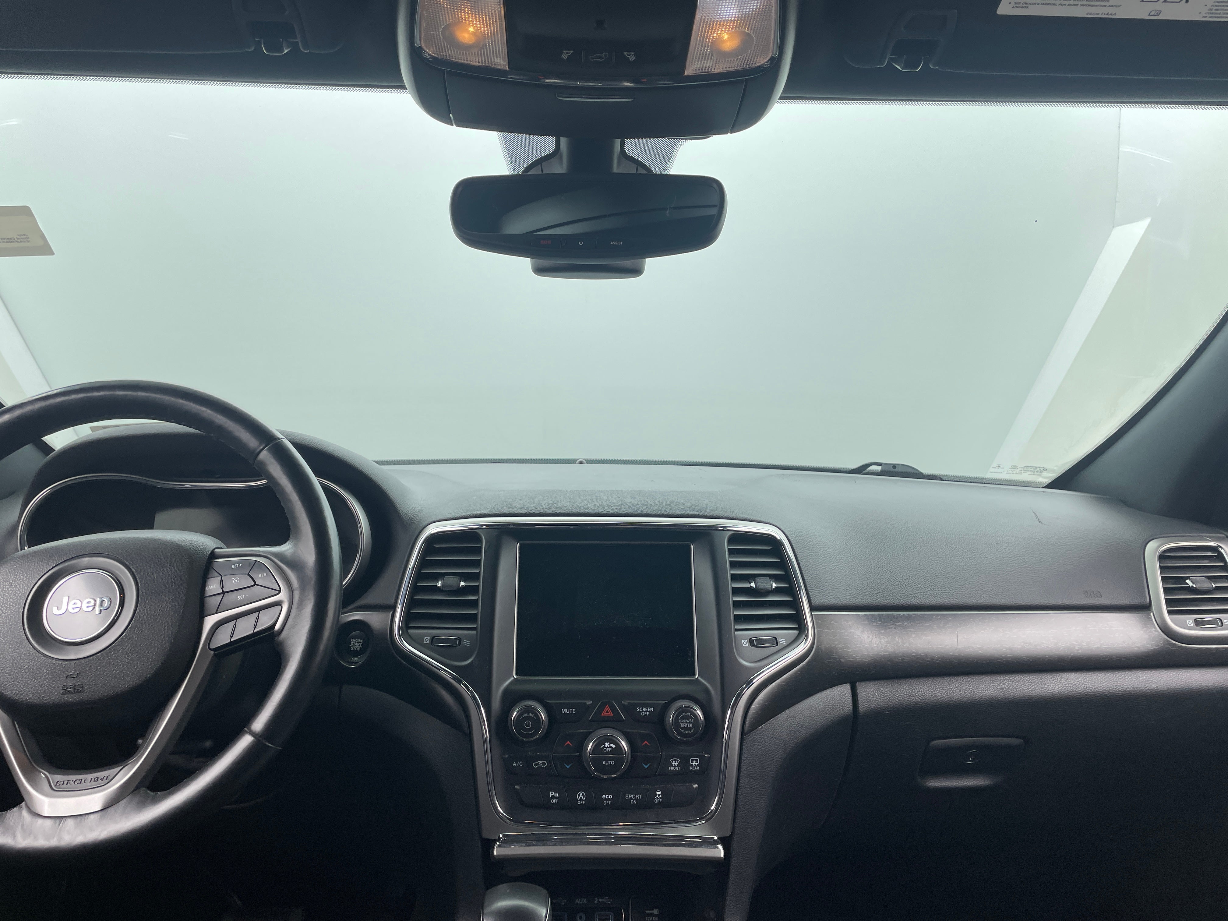 2018 Jeep Grand Cherokee Altitude 2