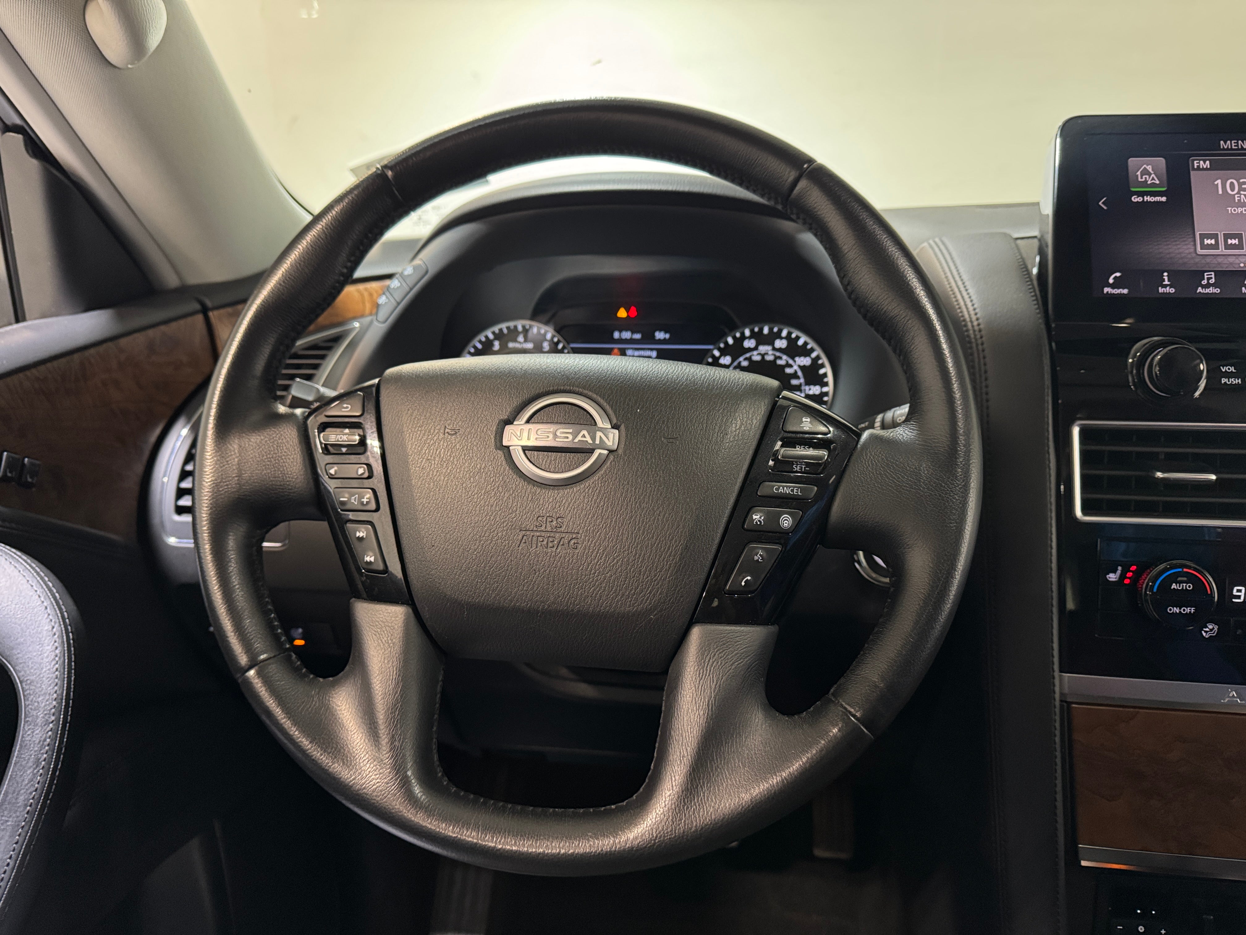 2023 Nissan Armada SL 4