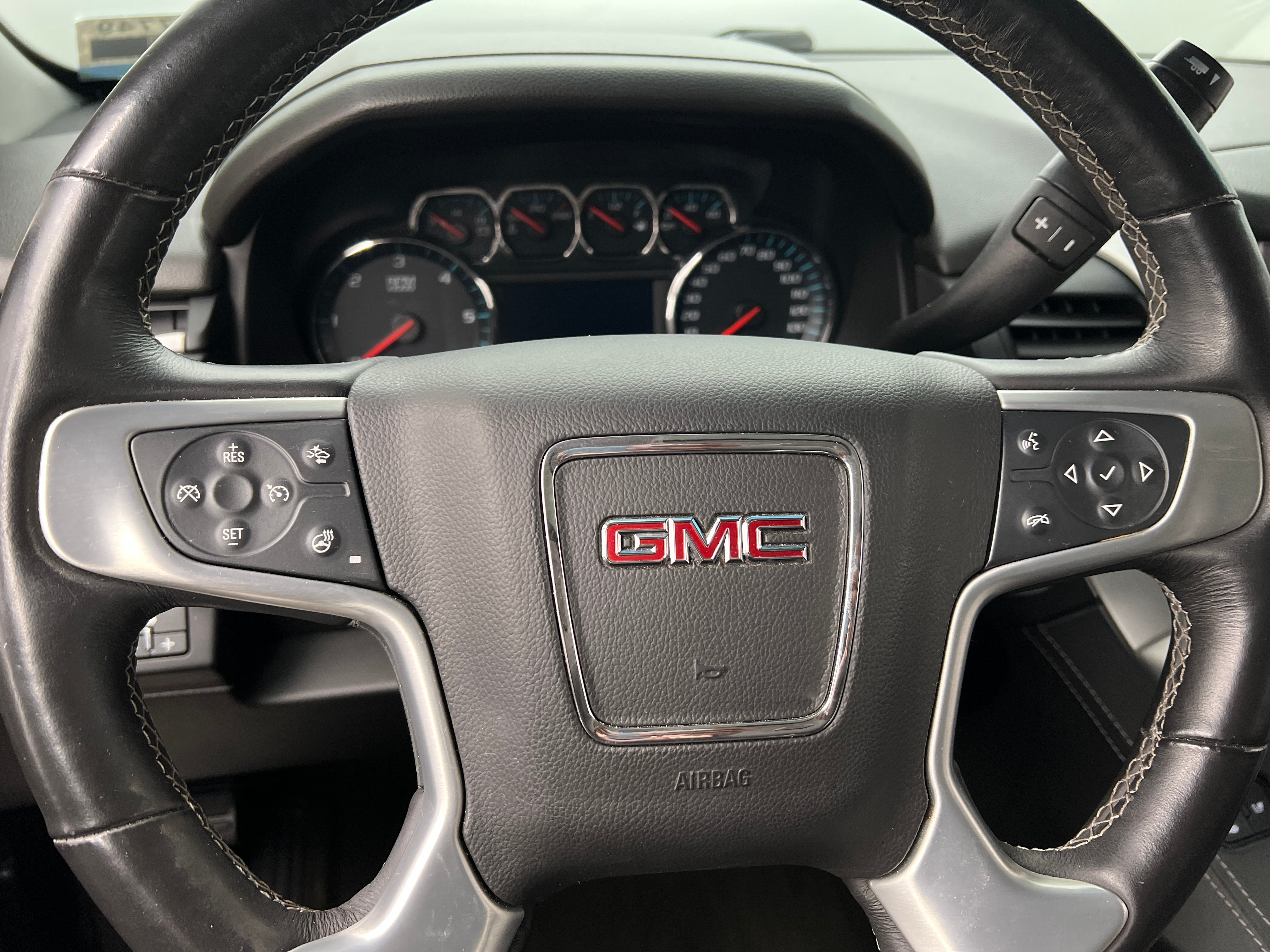2018 GMC Yukon SLT 4