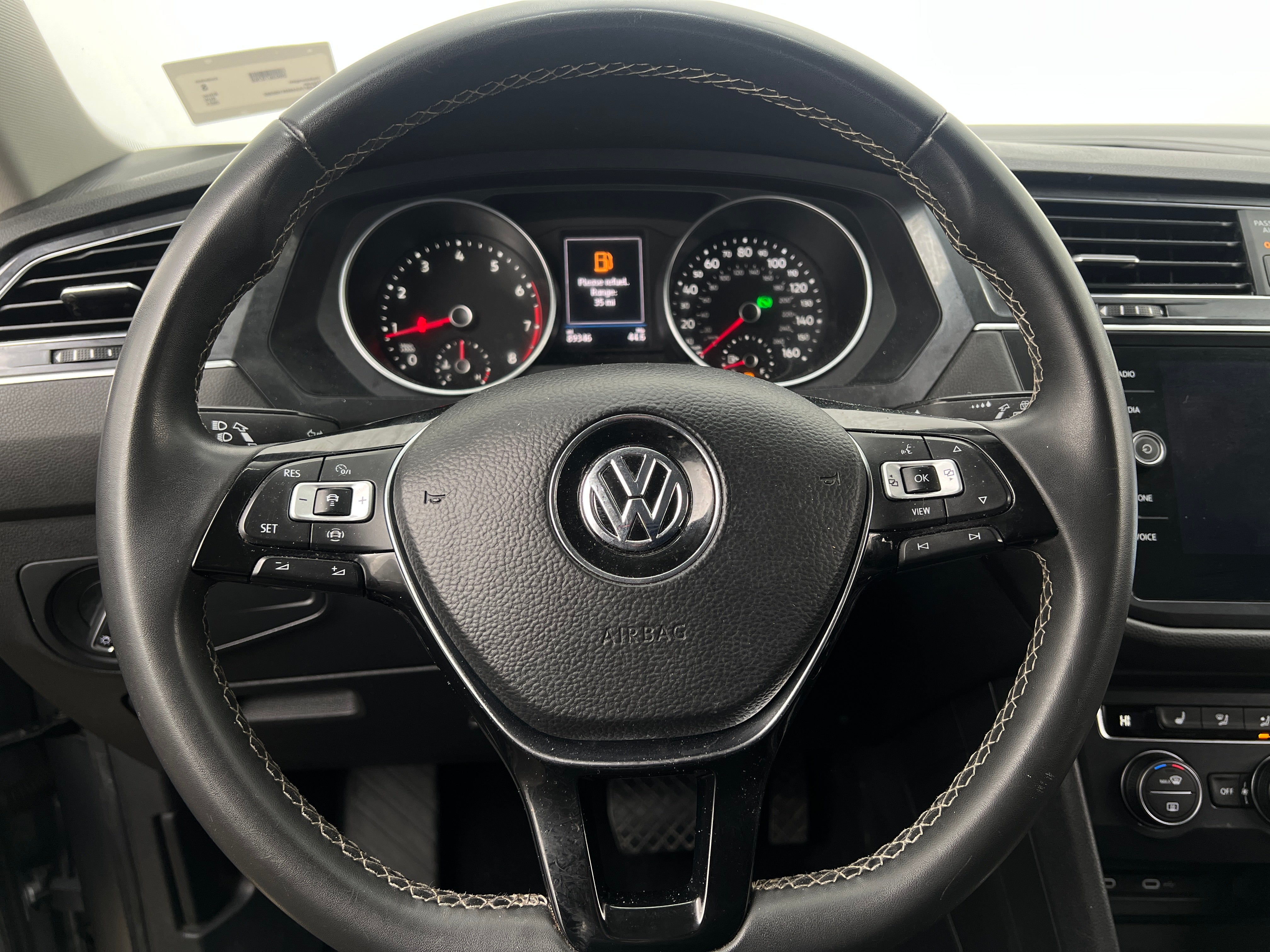 2021 Volkswagen Tiguan SE 4