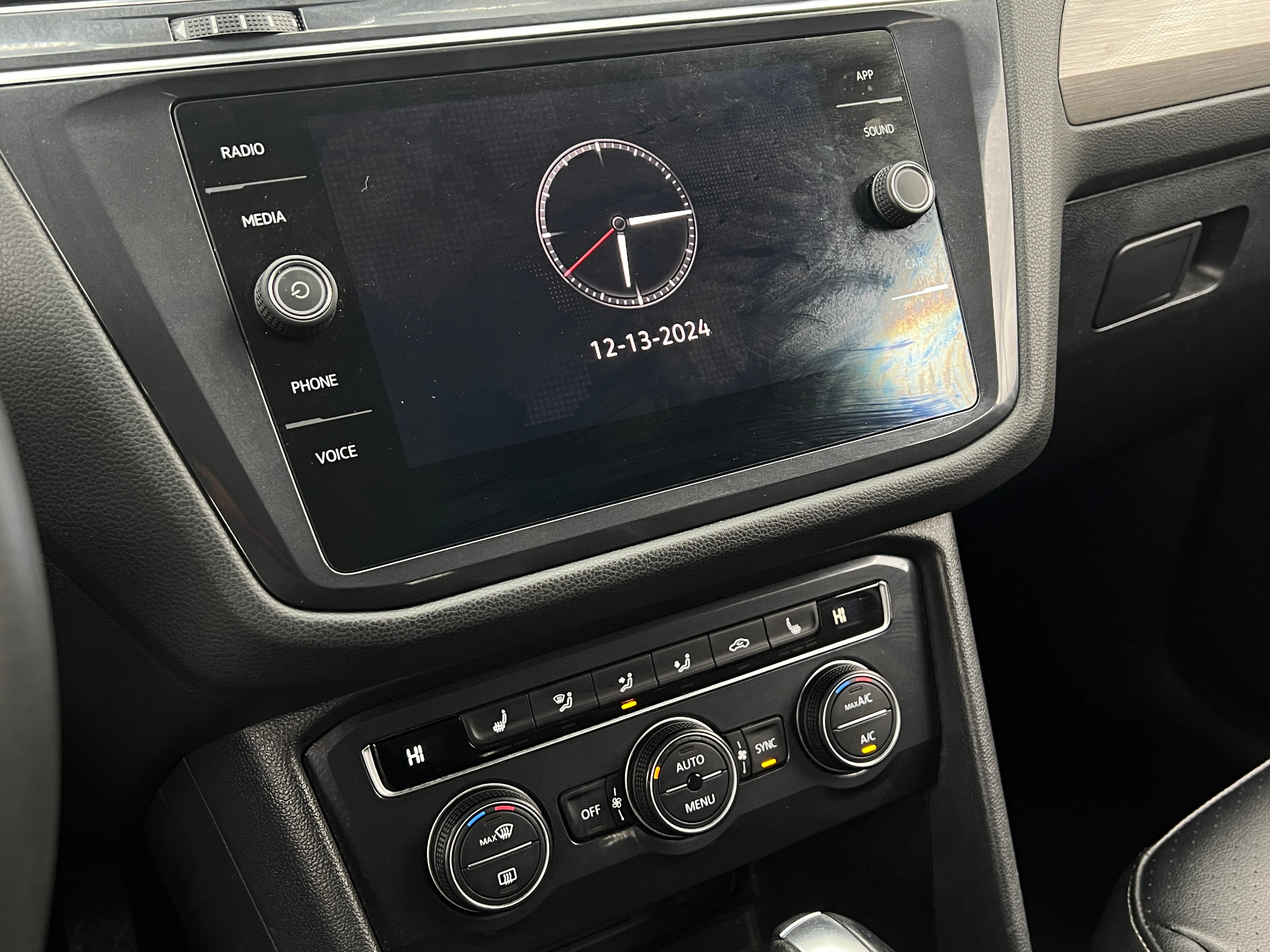 2021 Volkswagen Tiguan SE 3