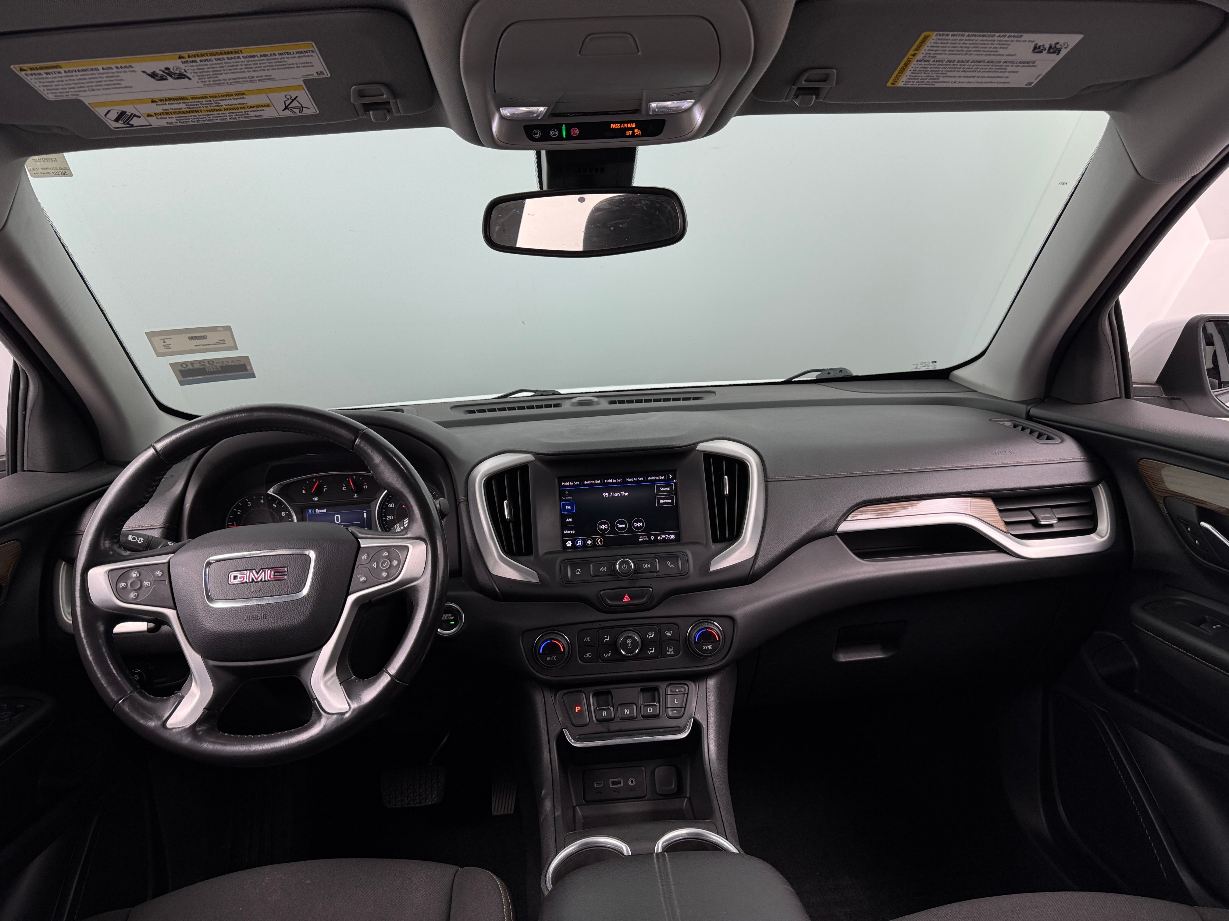 2021 GMC Terrain SLE 3