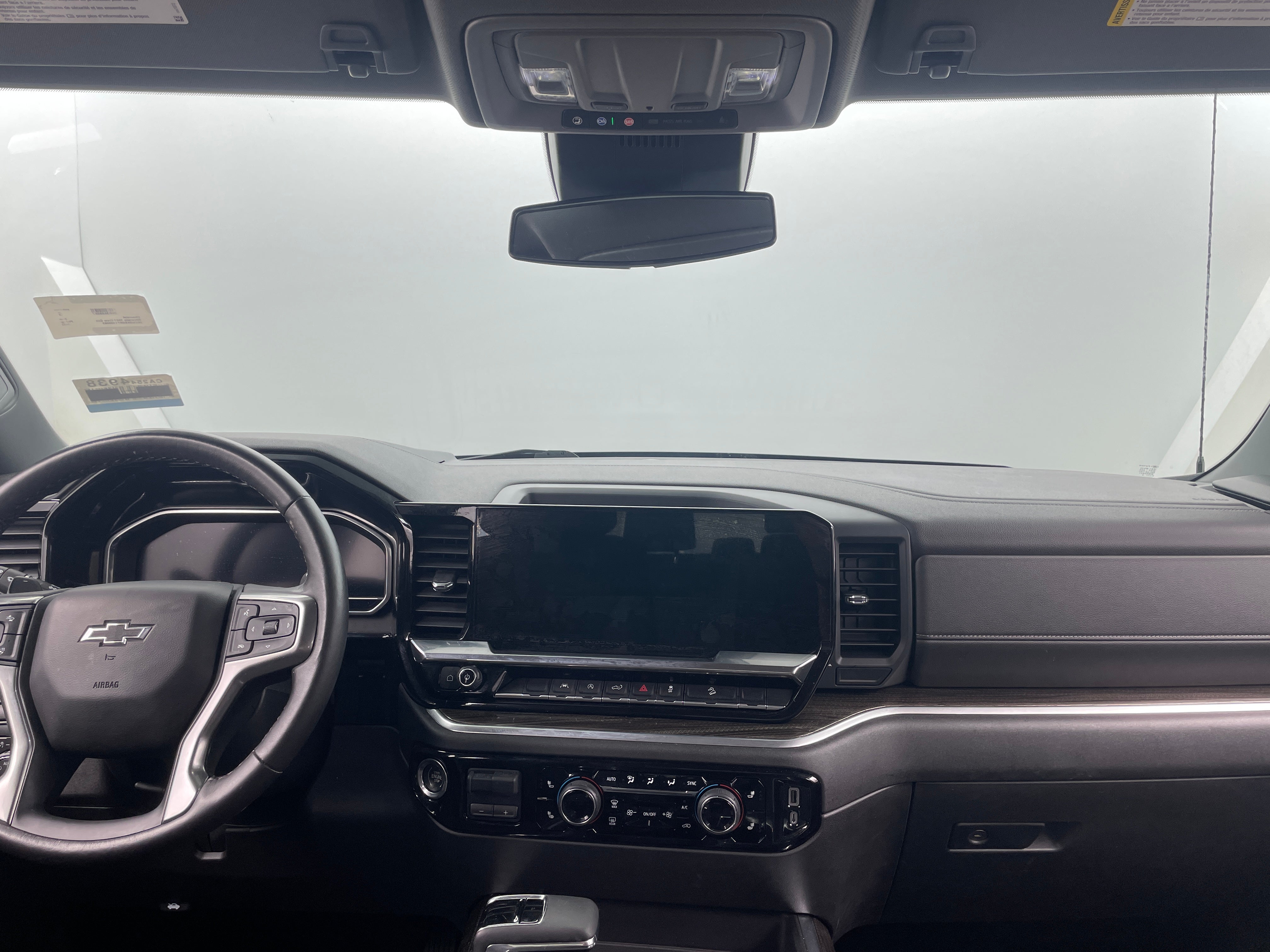2023 Chevrolet Silverado 1500 RST 3