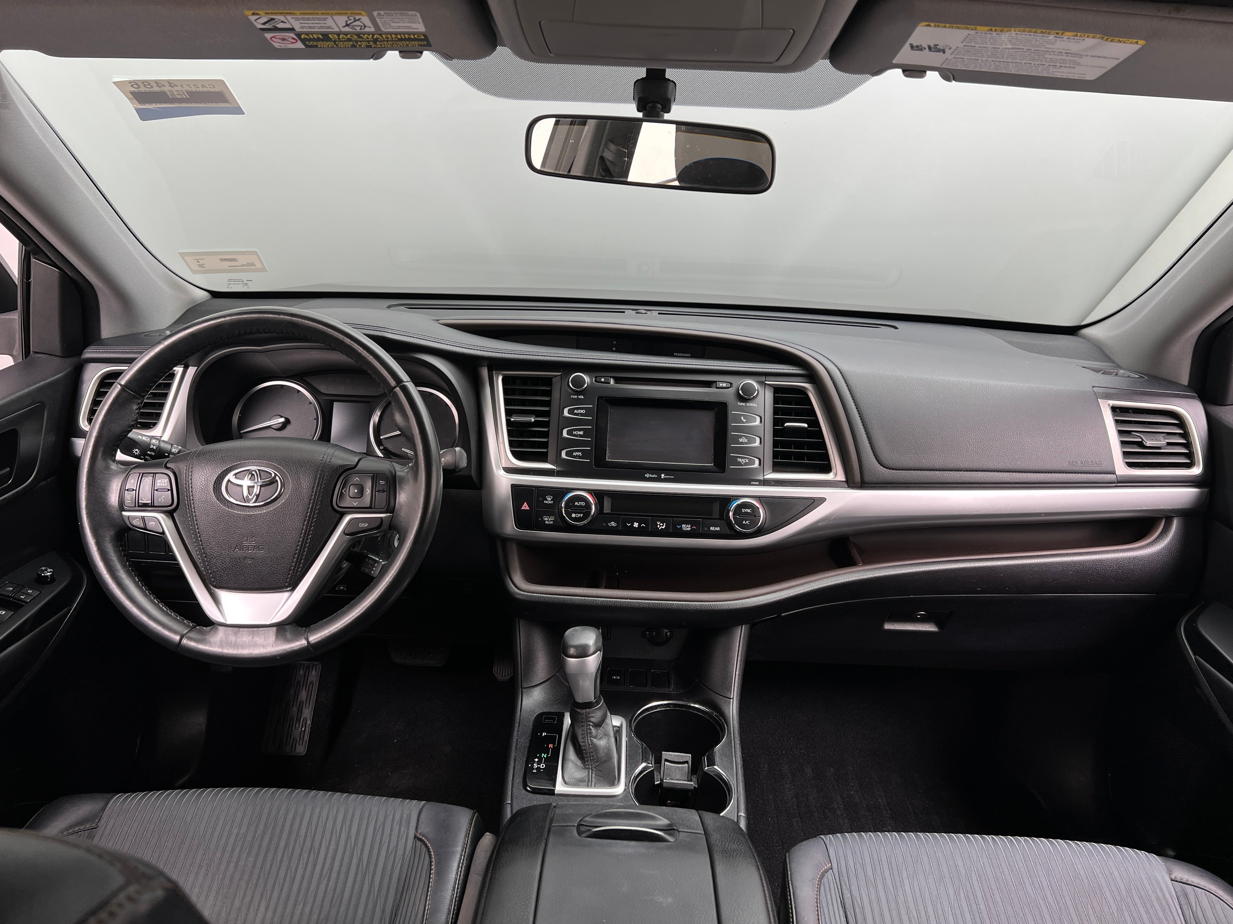 2015 Toyota Highlander Plus 3