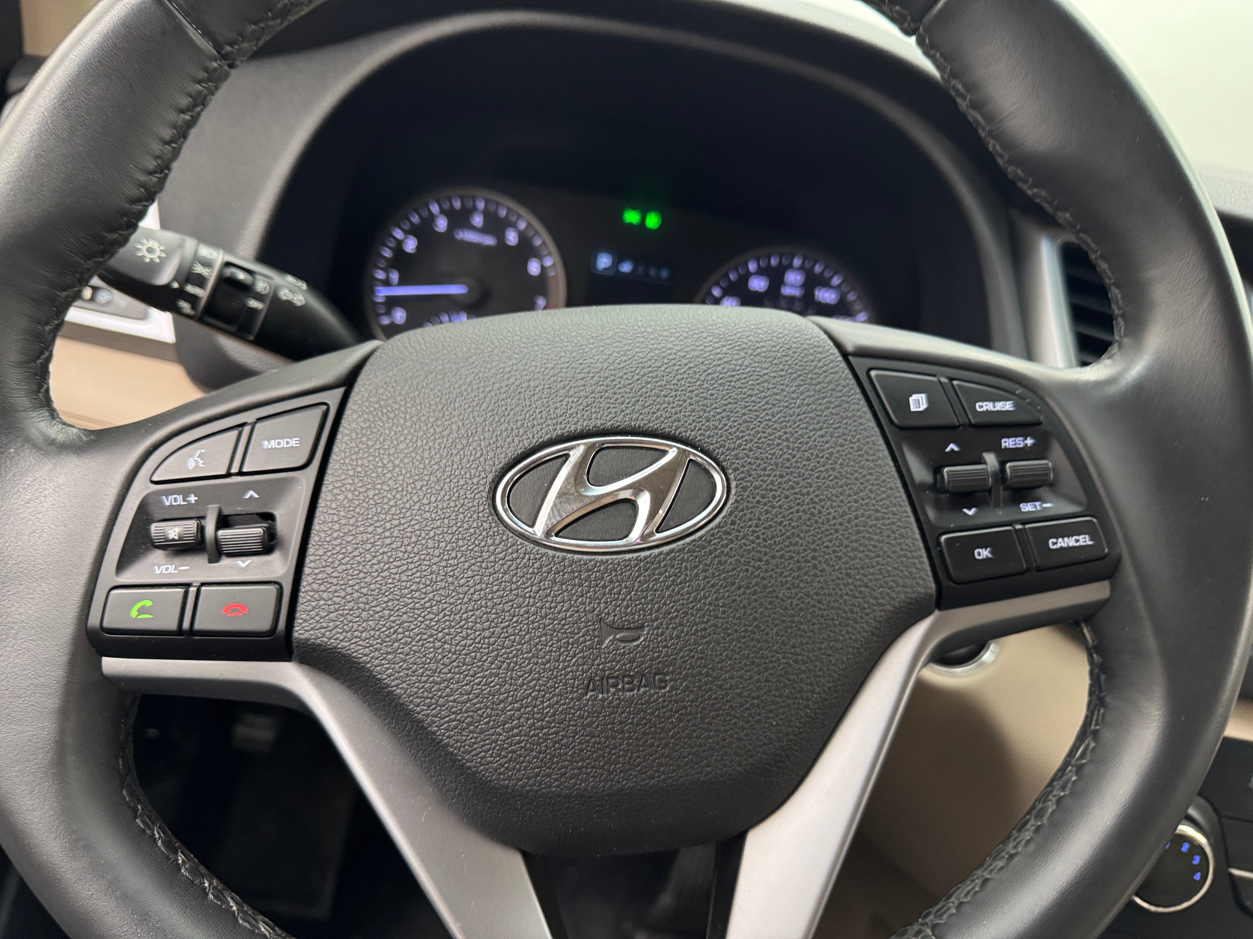 2016 Hyundai Tucson Sport 5